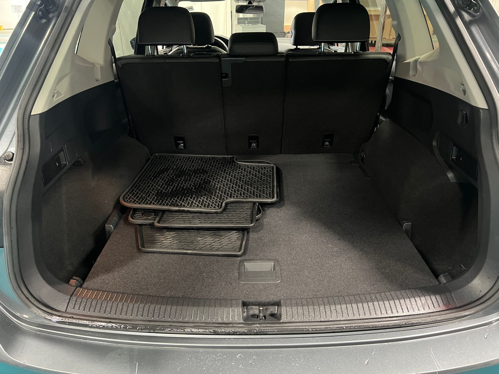 Thumbnail: 2021 Volkswagen Tiguan - 6