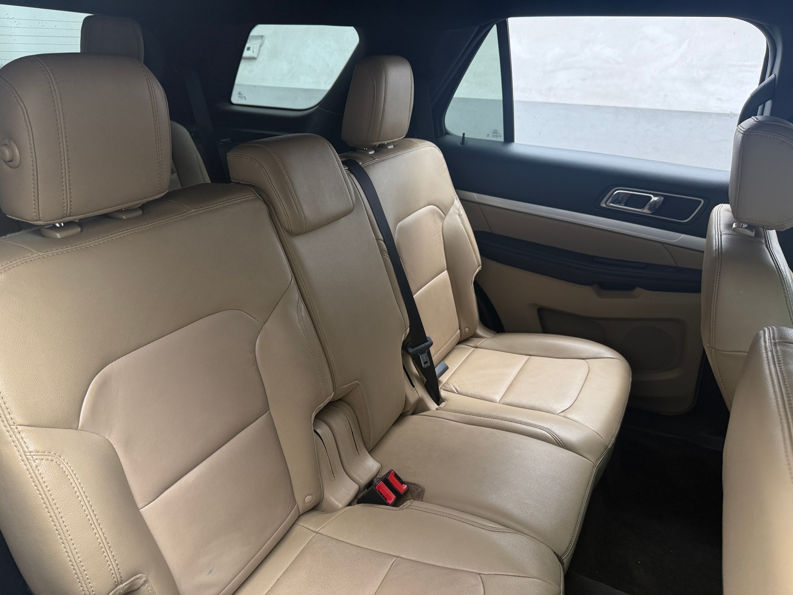 Thumbnail: 2016 Ford Explorer - 5
