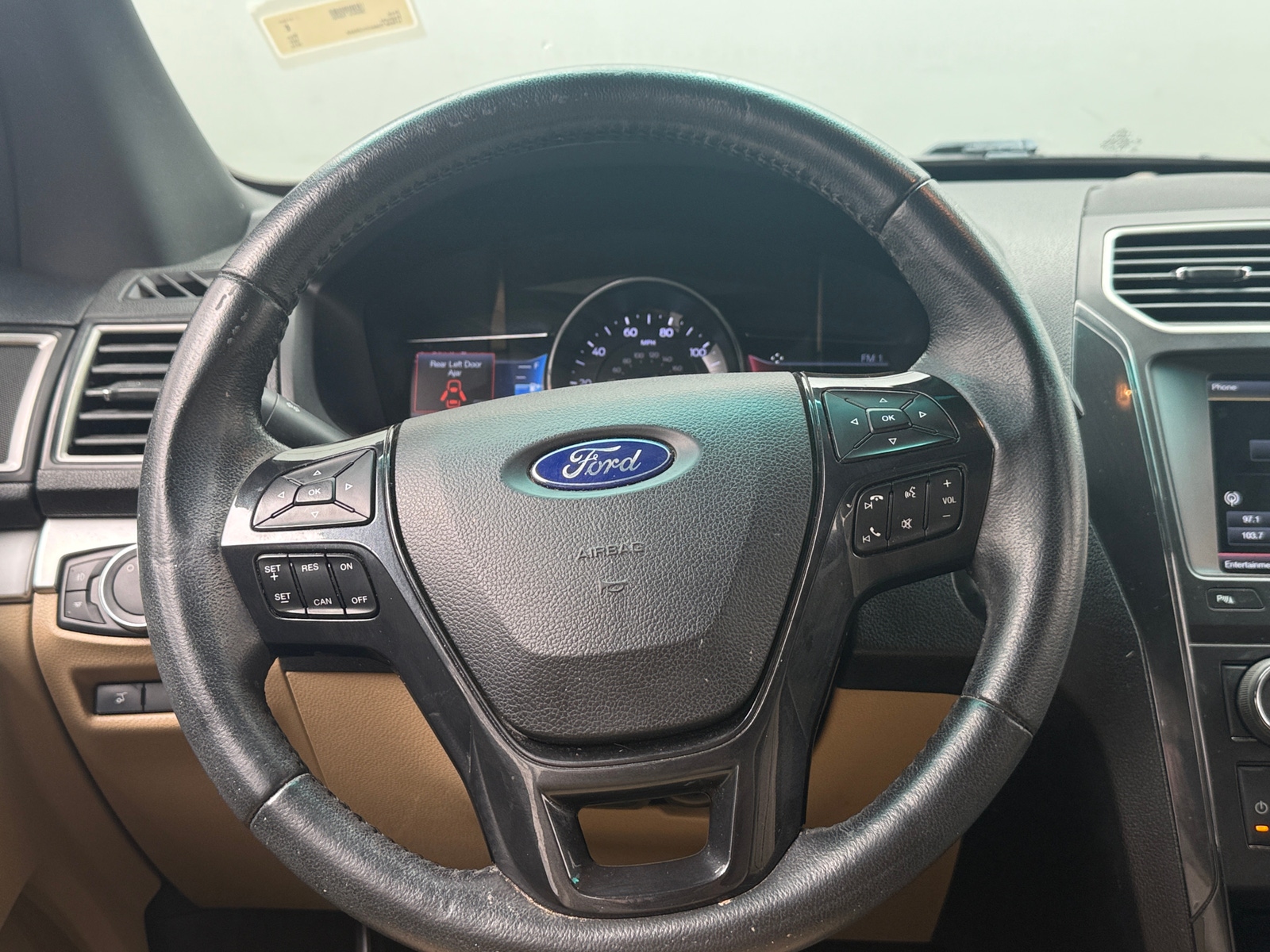 Thumbnail: 2016 Ford Explorer - 4