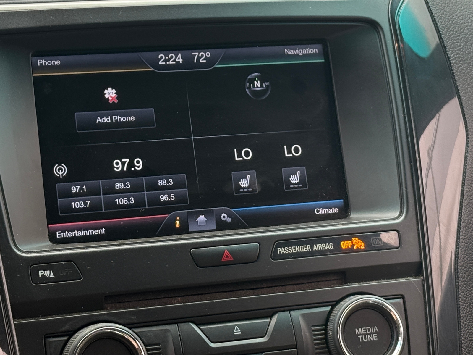 Thumbnail: 2016 Ford Explorer - 3