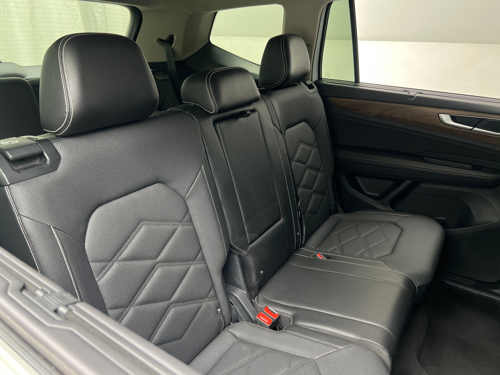 Thumbnail: 2025 Volkswagen Atlas - 5
