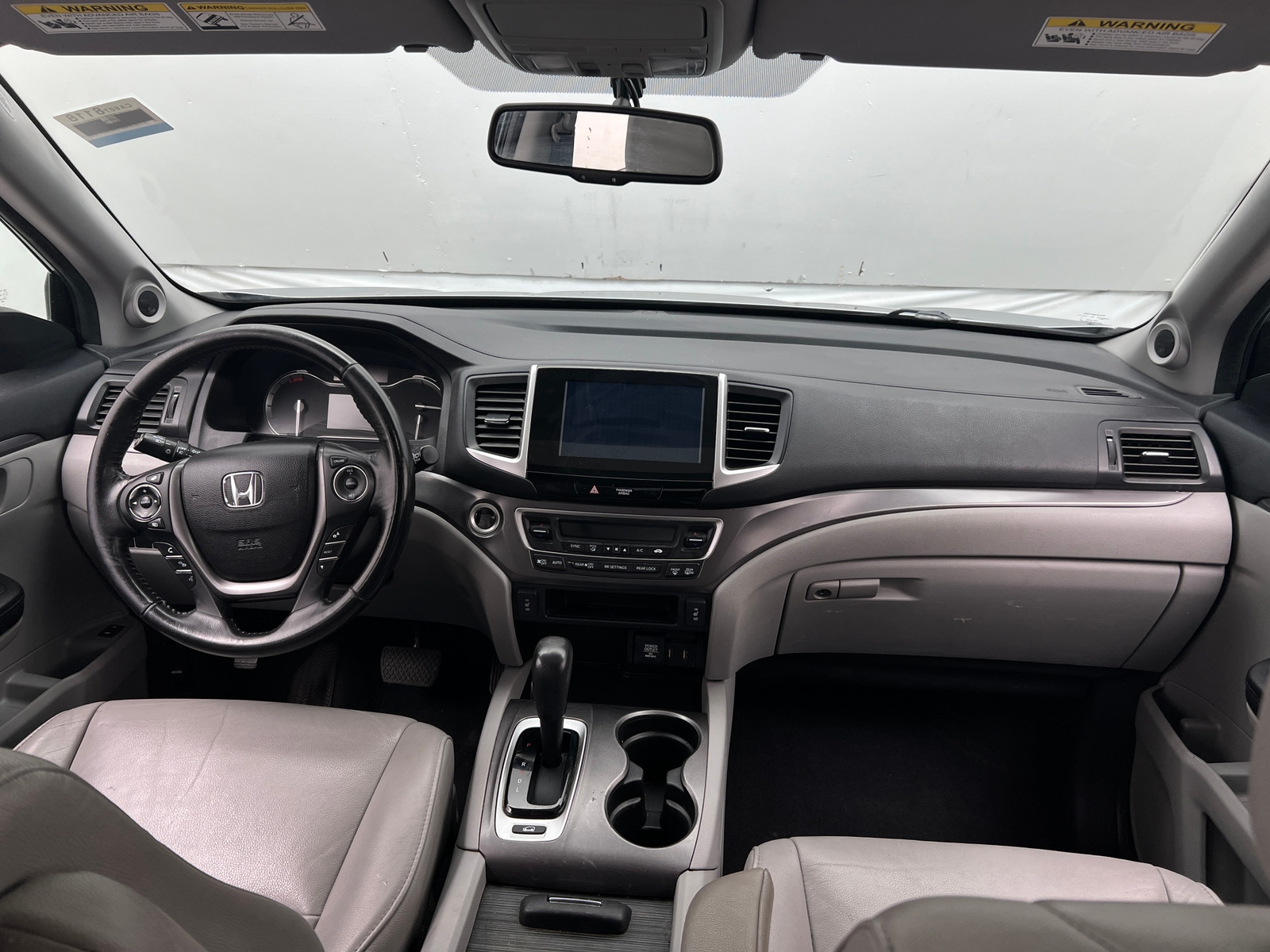 Thumbnail: 2017 Honda Pilot - 2