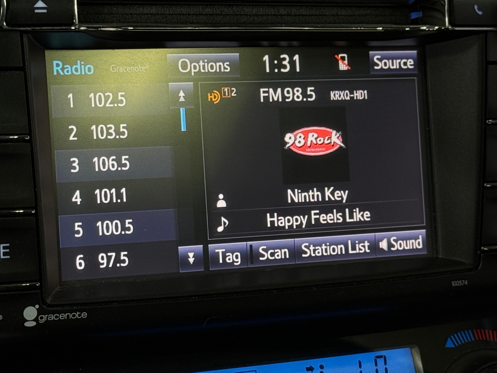 Thumbnail: 2018 Toyota RAV4 - 4