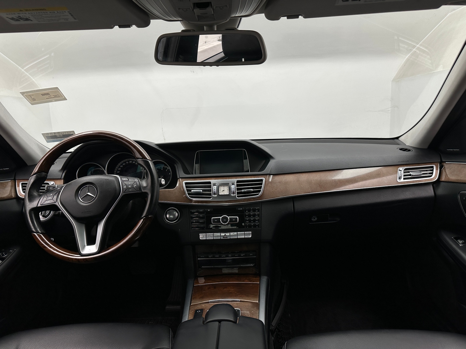 Thumbnail: 2014 Mercedes-Benz E-Class - 2
