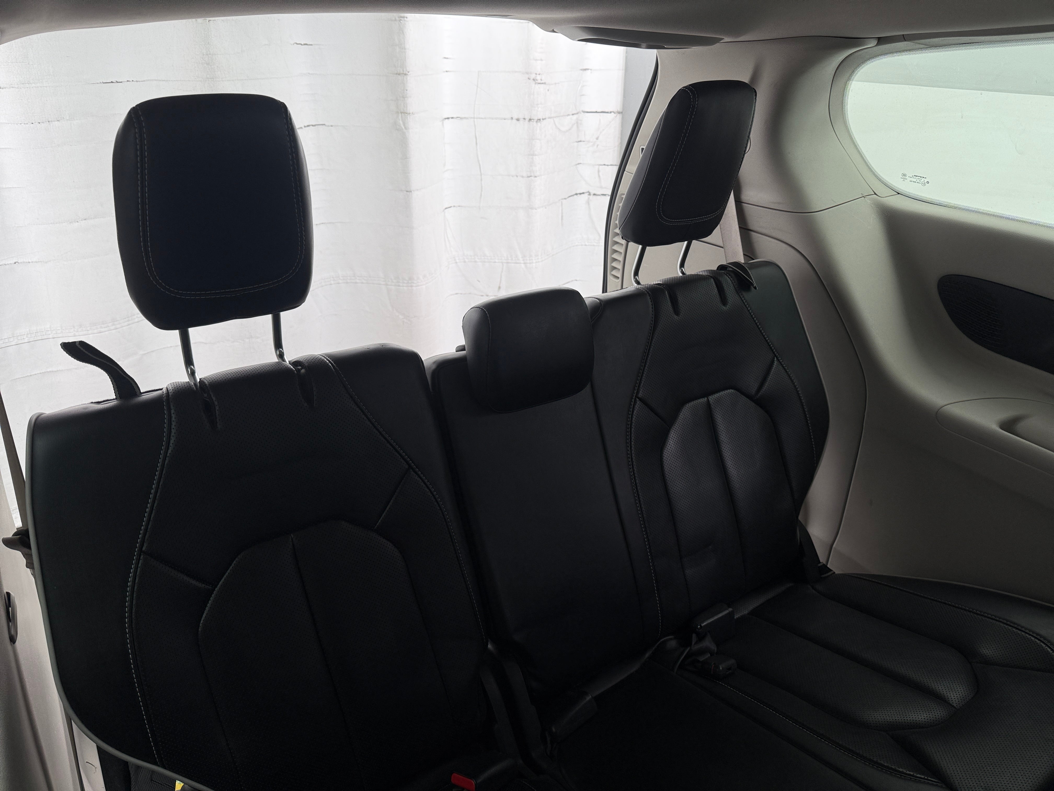 2023 Chrysler Pacifica Hybrid