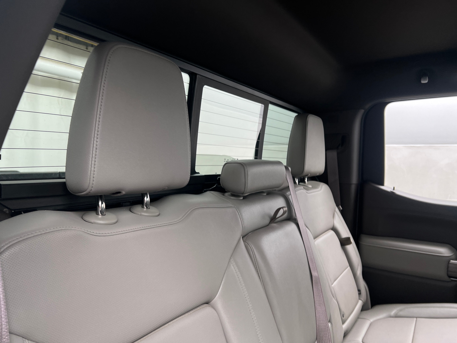 Thumbnail: 2022 Chevrolet Silverado 1500 - 5