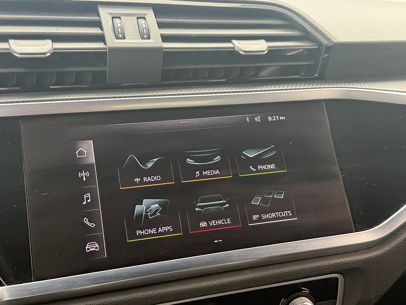 Thumbnail: 2021 Audi Q3 - 4