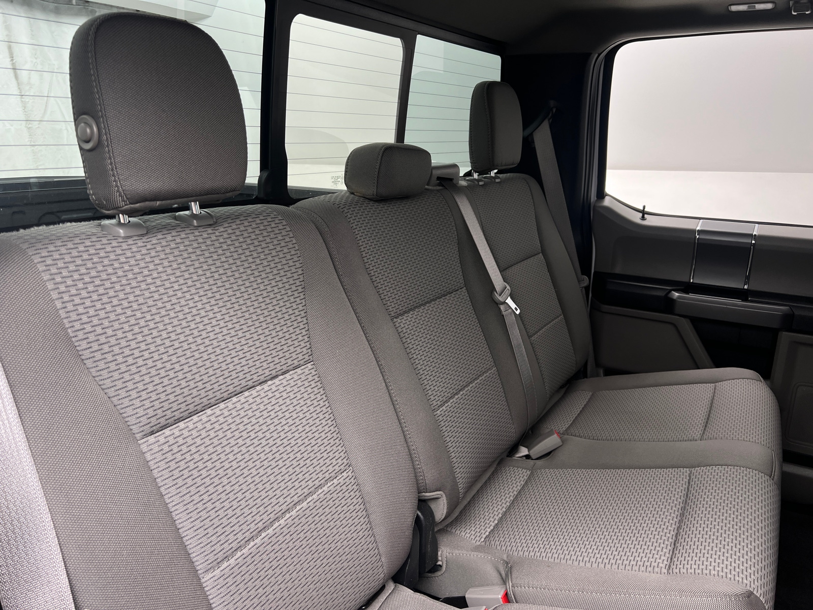 Thumbnail: 2019 Ford Econoline - 6
