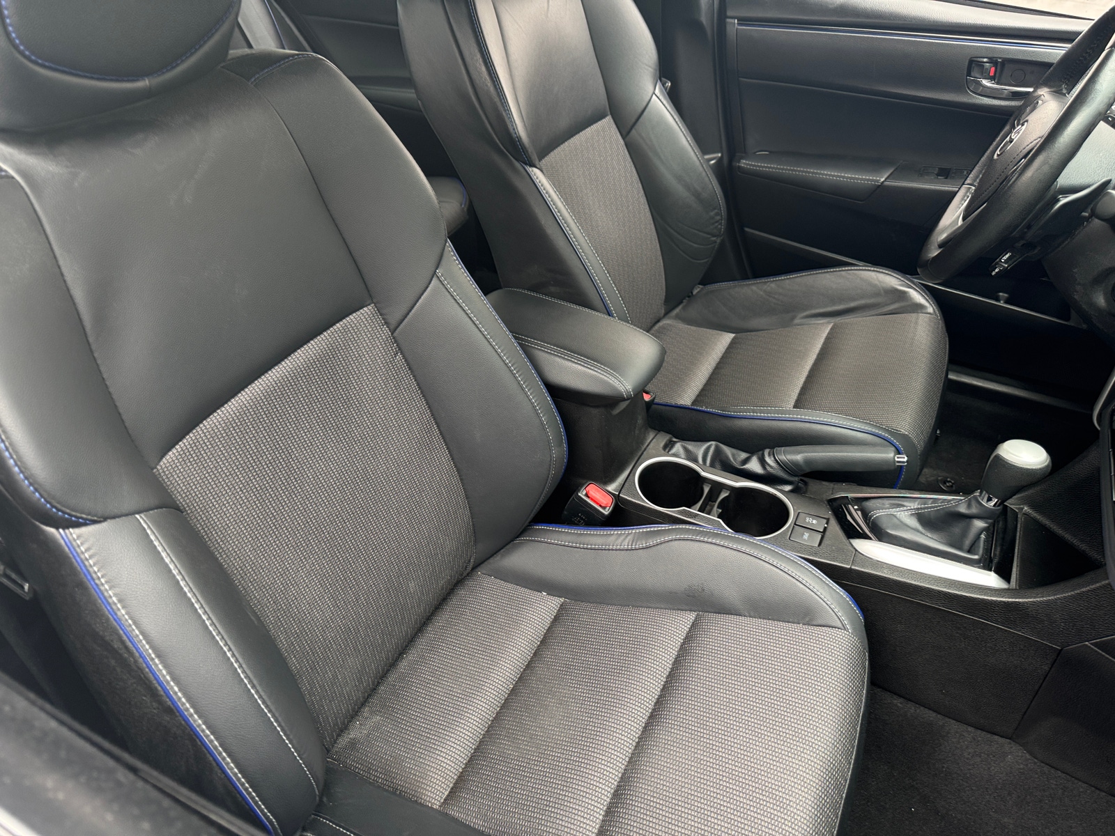 Thumbnail: 2018 Toyota Corolla - 2