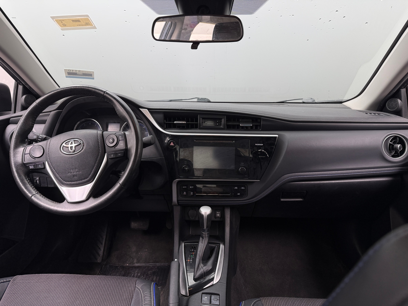 Thumbnail: 2017 Toyota Corolla - 3