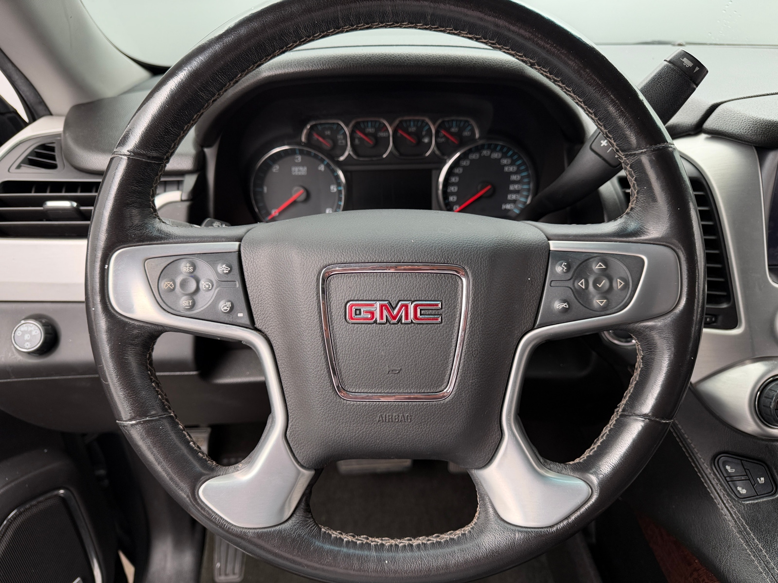 Thumbnail: 2018 GMC Yukon - 4
