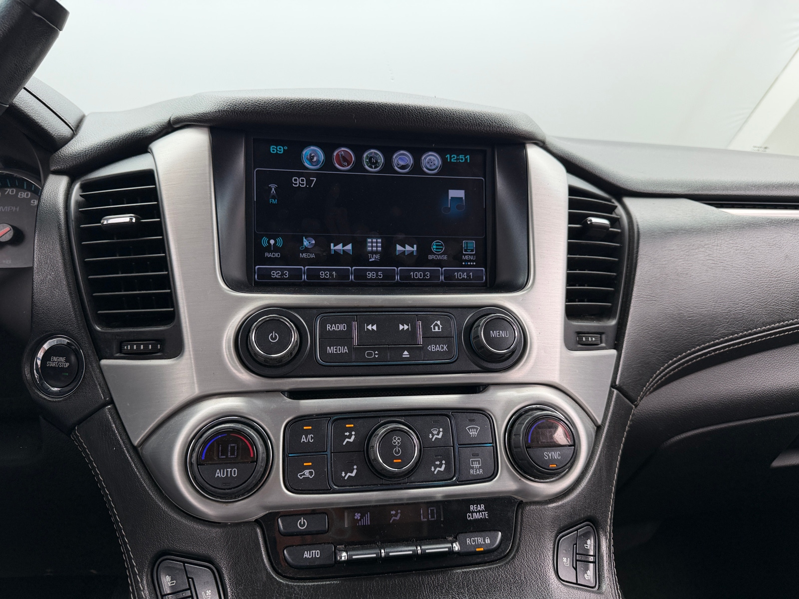 Thumbnail: 2018 GMC Yukon - 3
