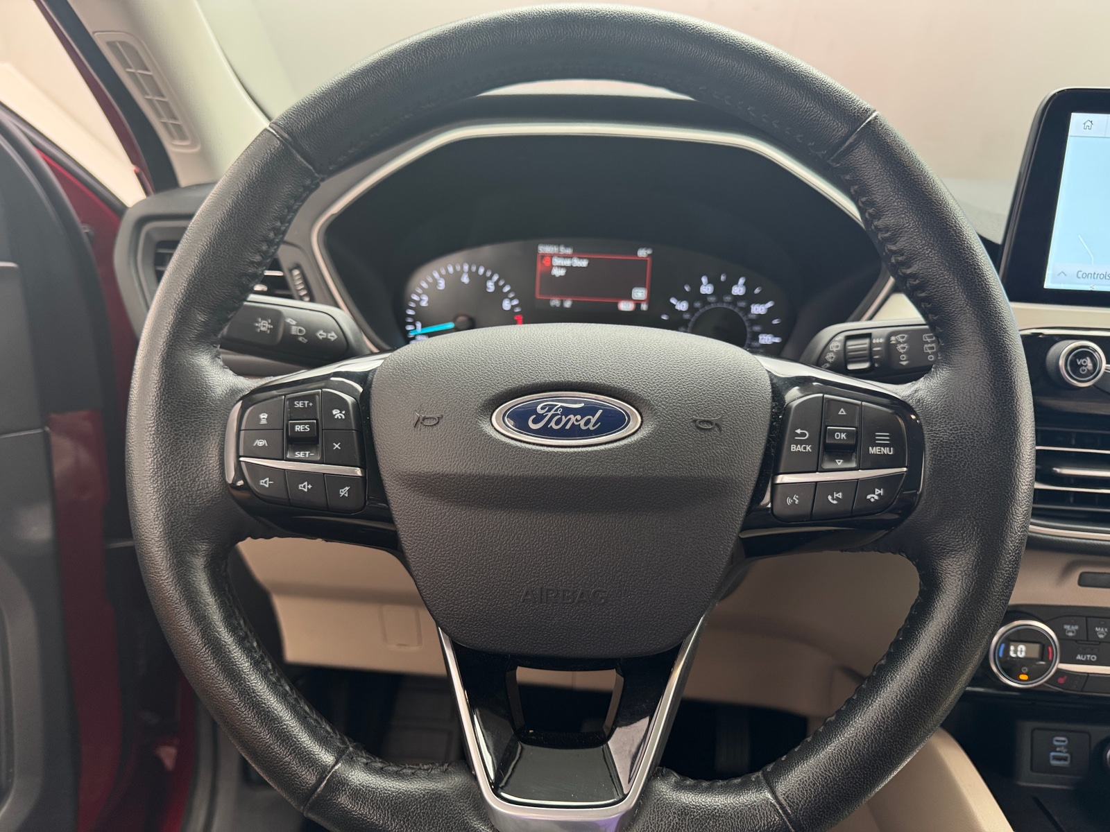 Thumbnail: 2021 Ford Escape - 4