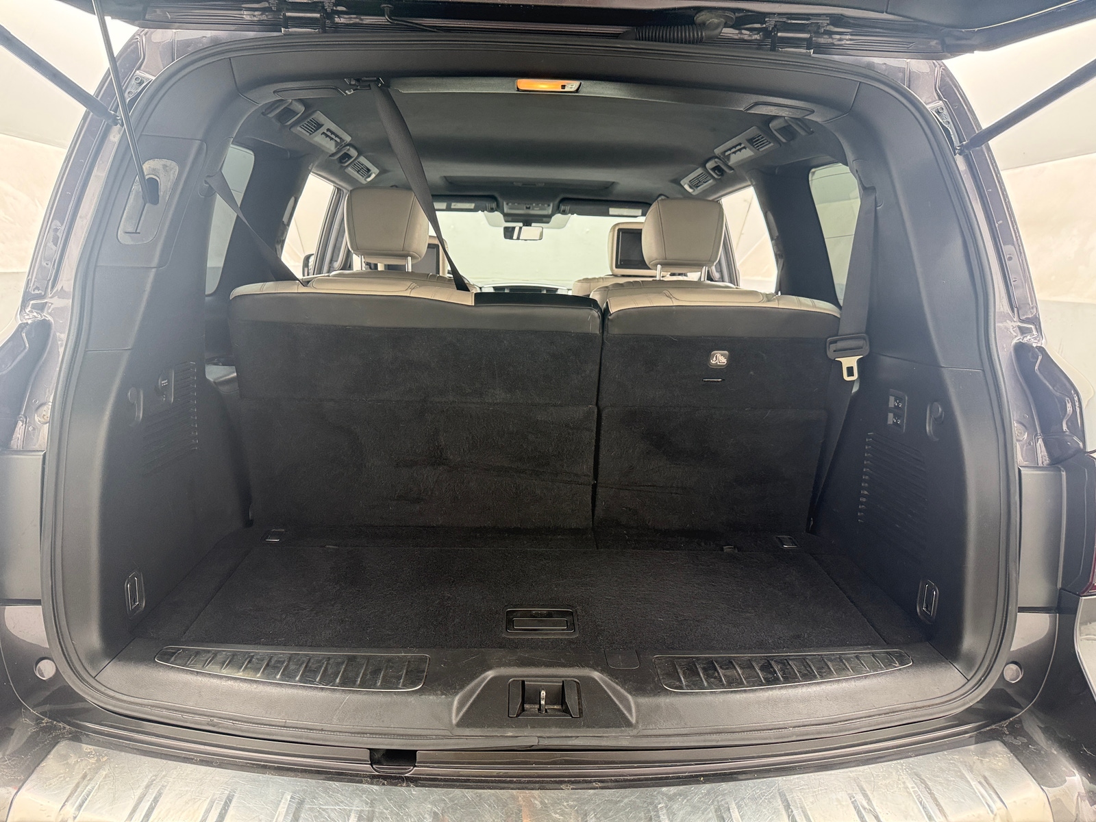 Thumbnail: 2019 INFINITI QX80 - 6