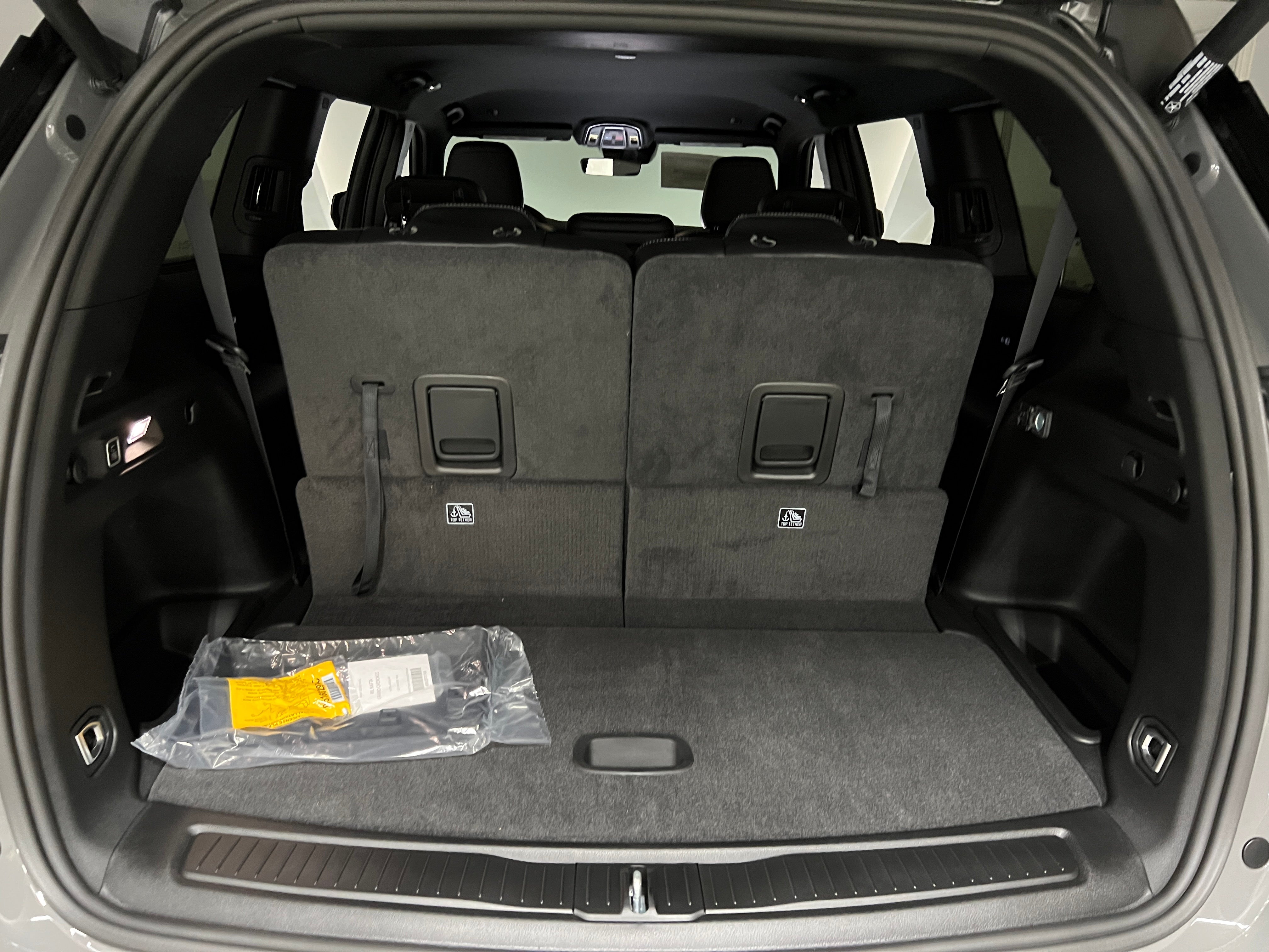 2027 Jeep Grand Cherokee L