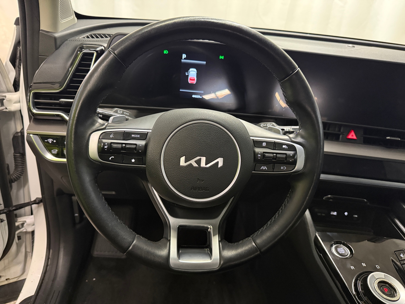 Thumbnail: 2023 Kia Sportage - 4