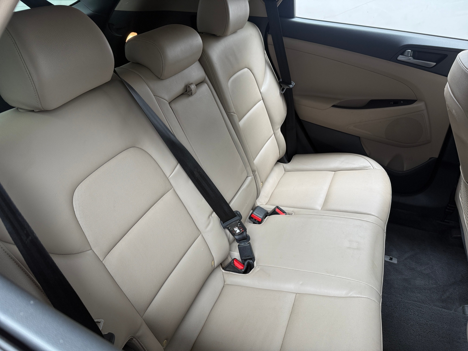 Thumbnail: 2016 Hyundai Tucson - 6