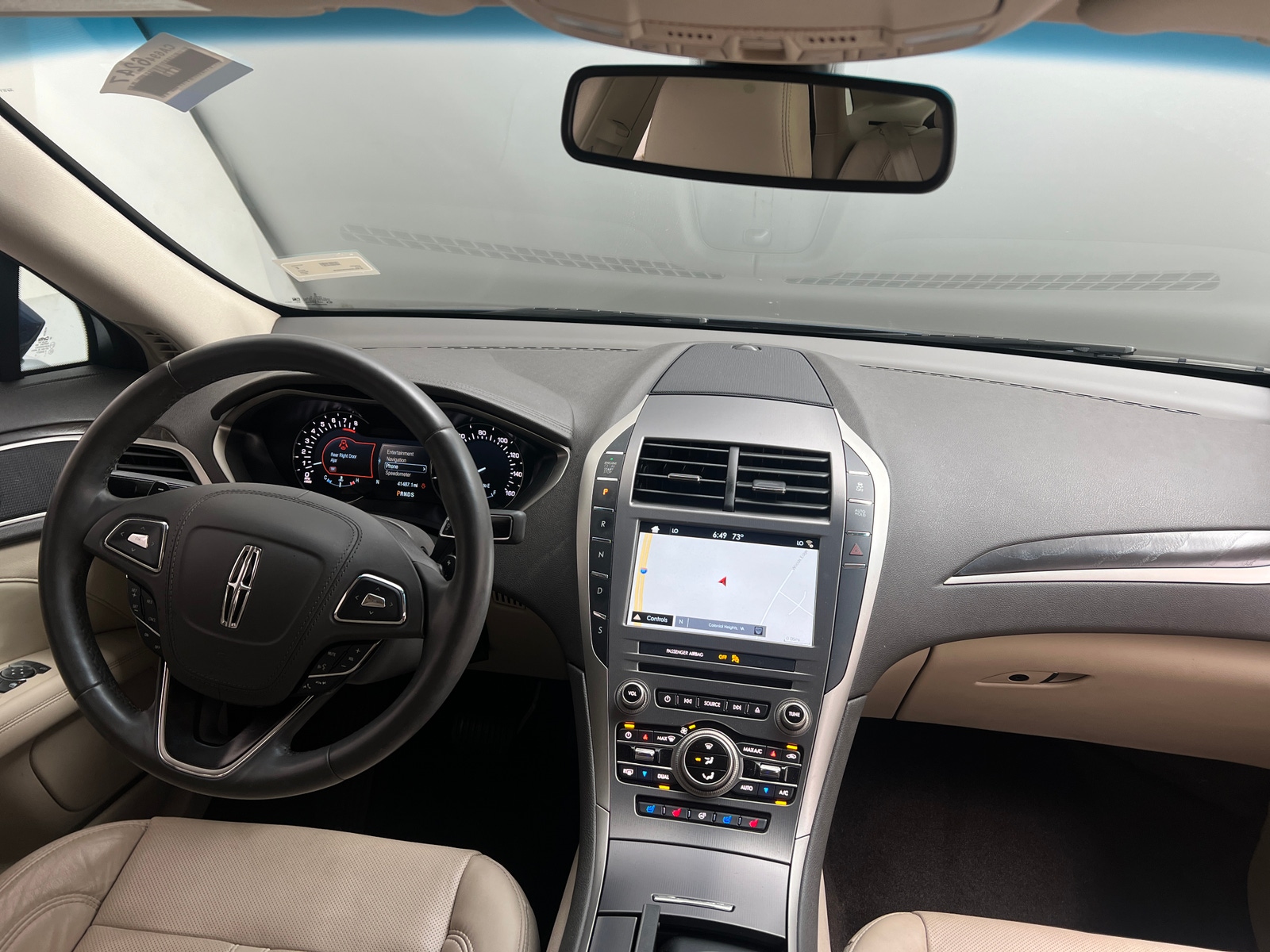 Thumbnail: 2017 Lincoln MKZ - 2