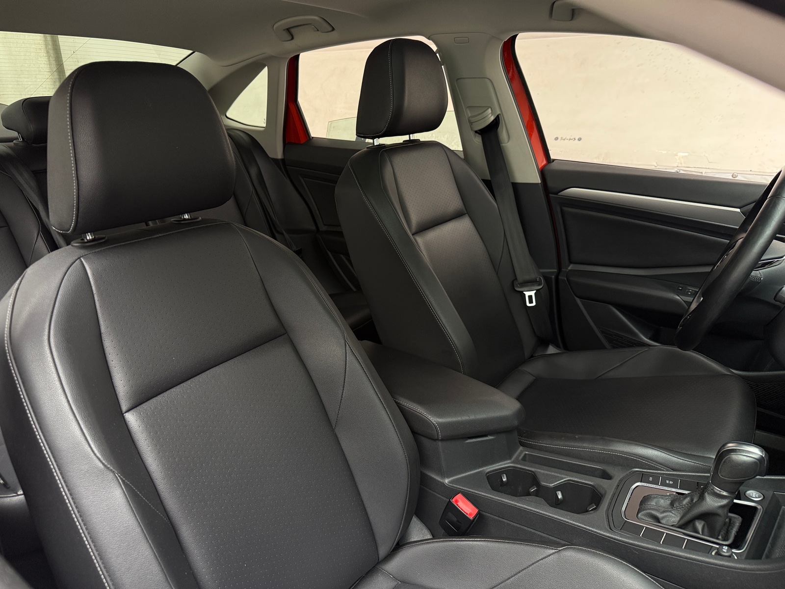 Thumbnail: 2019 Volkswagen Jetta - 2