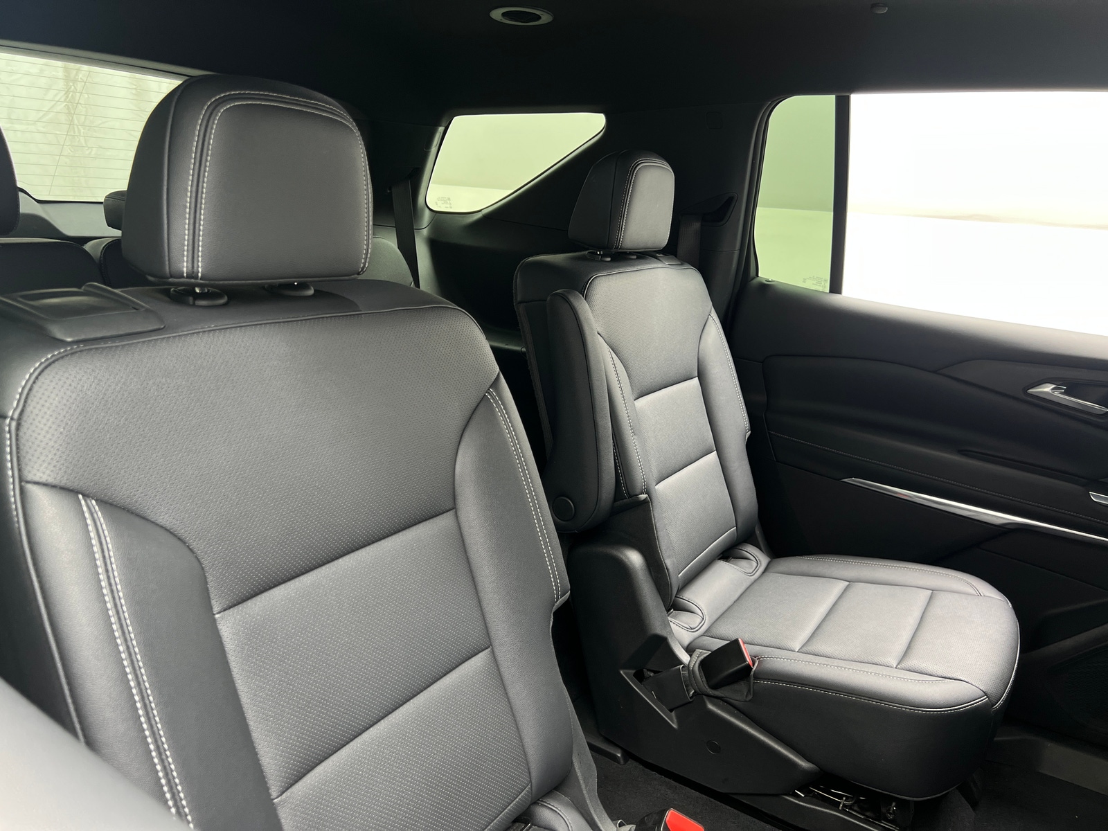 Thumbnail: 2025 Chevrolet Traverse - 5