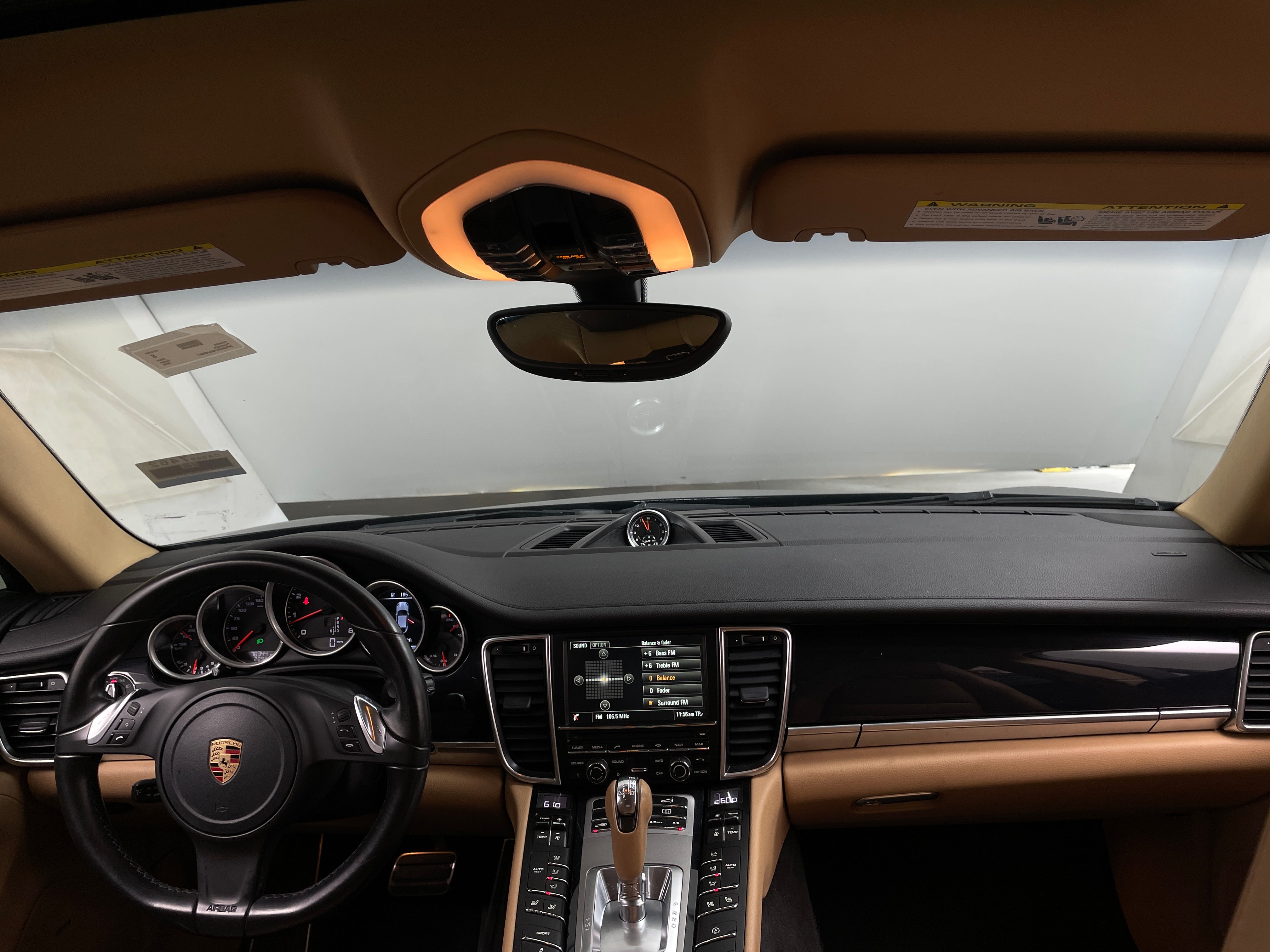 2016 Porsche Panamera Base