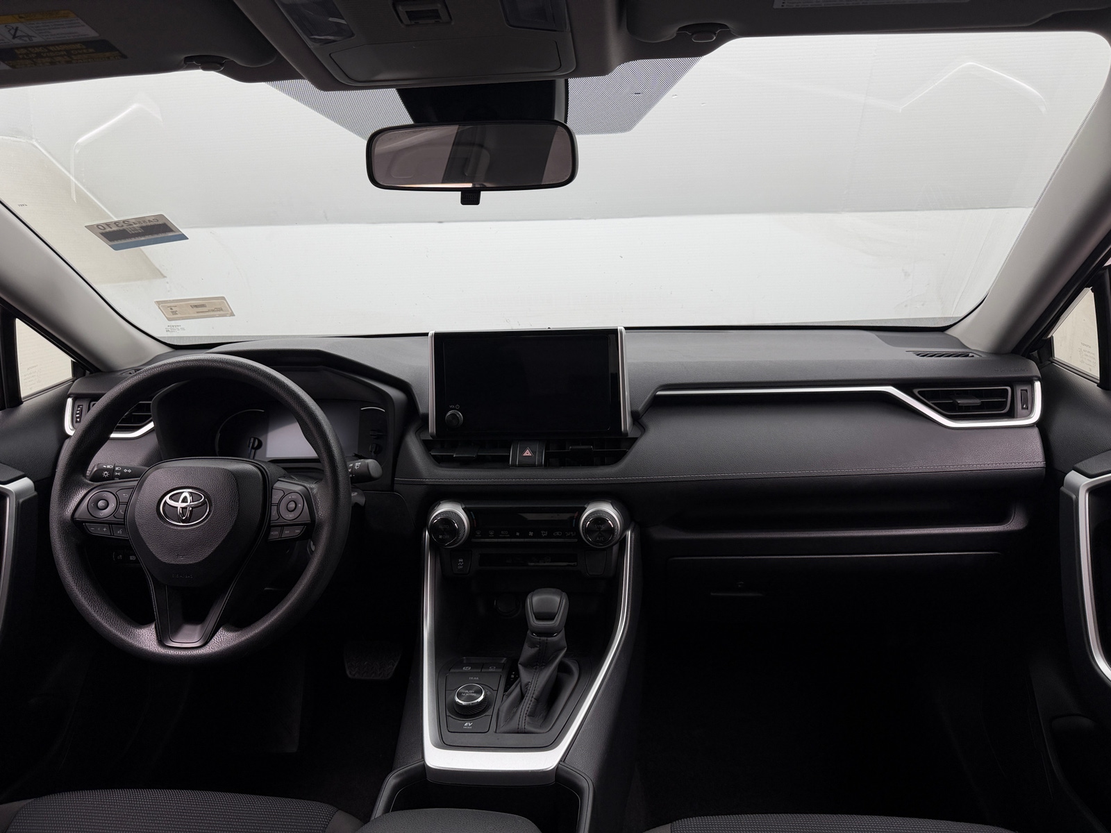 Thumbnail: 2025 Toyota RAV4 - 3