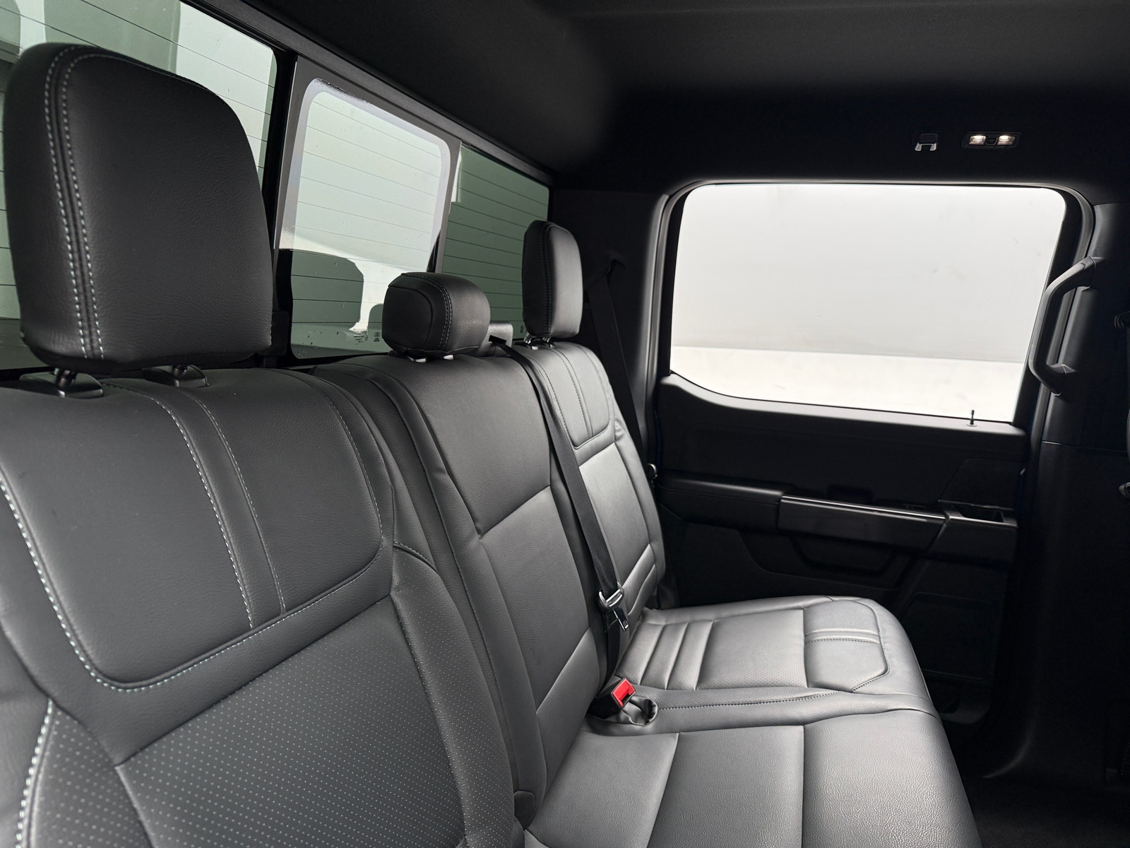 Thumbnail: 2023 Ford Econoline - 6