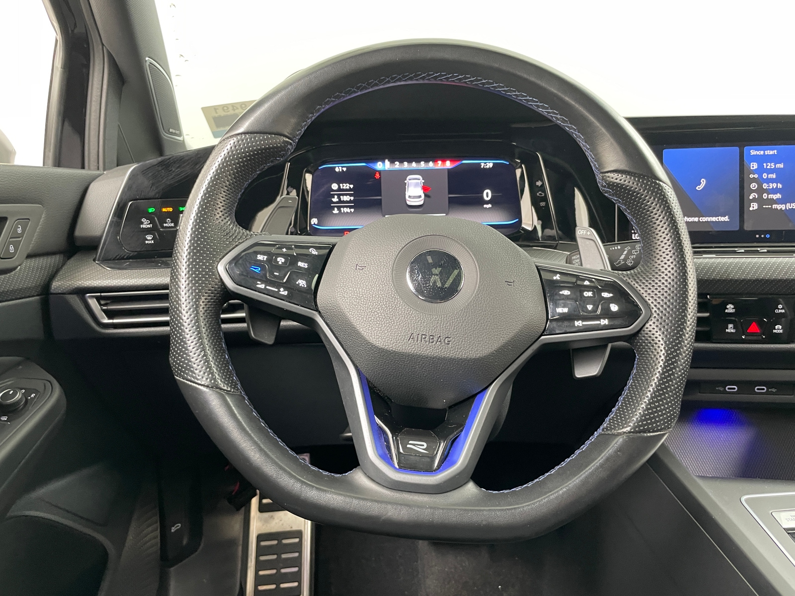 Thumbnail: 2022 Volkswagen Golf - 5