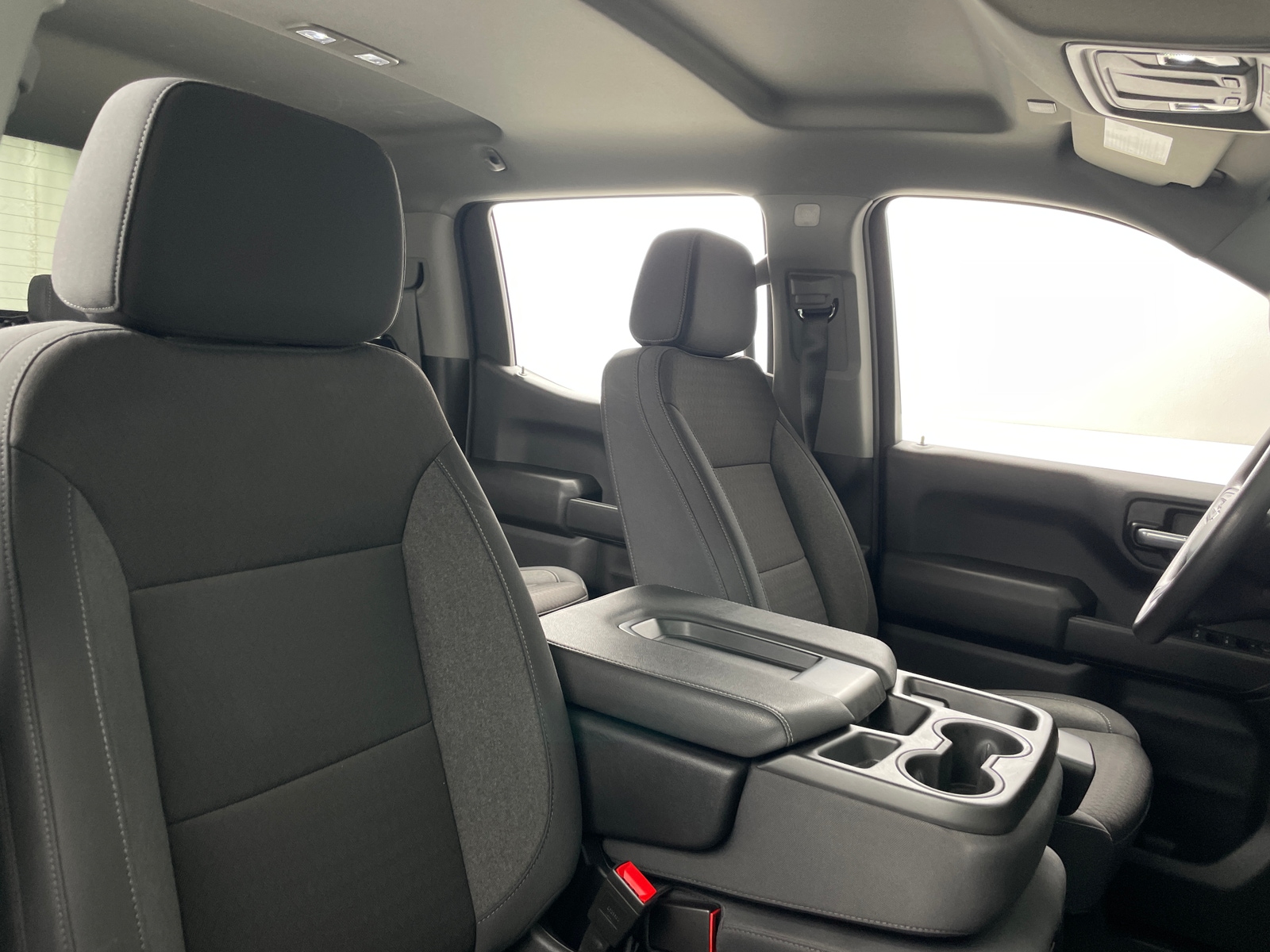 Thumbnail: 2025 Chevrolet Silverado 1500 - 2