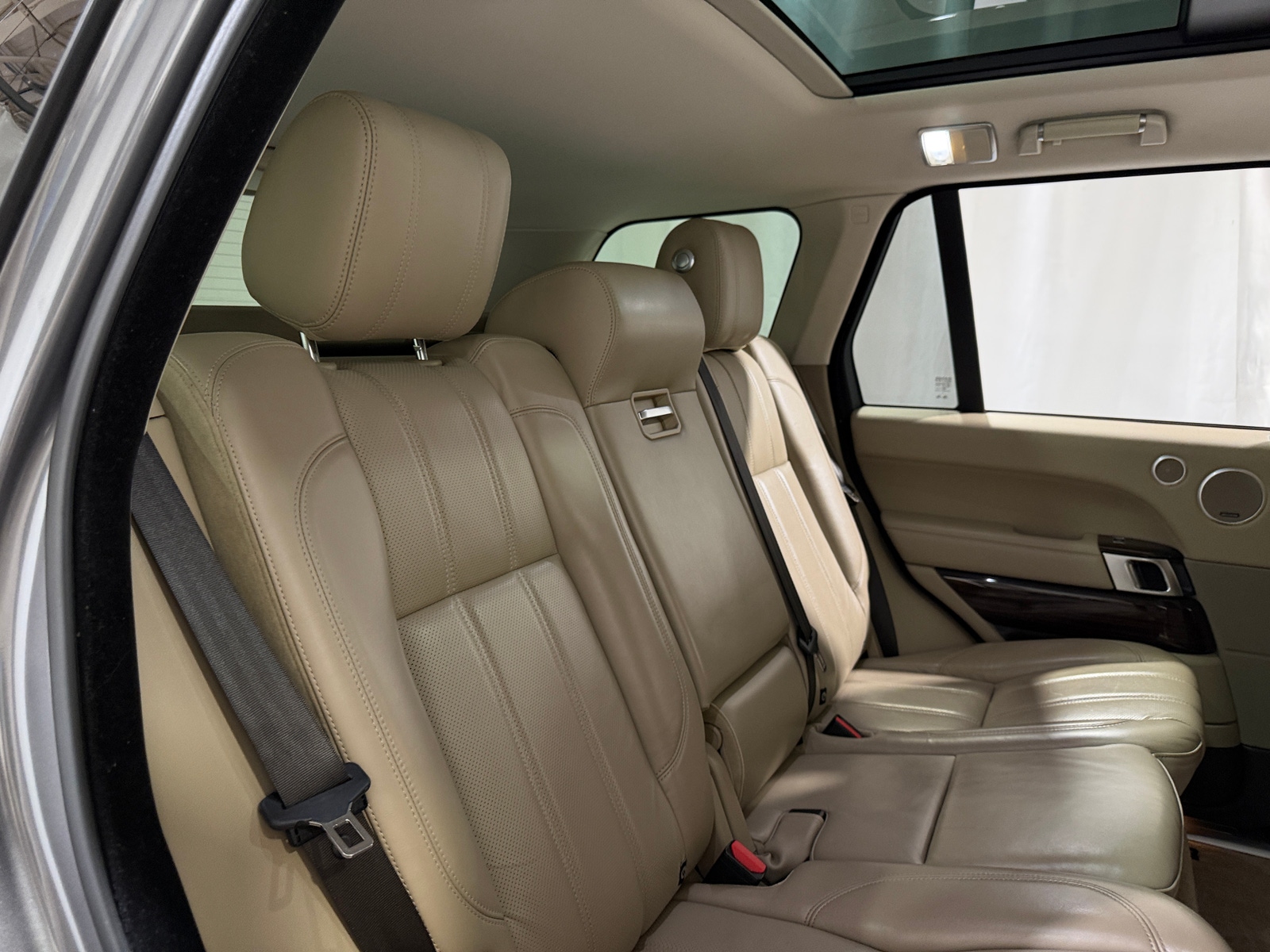 Thumbnail: 2017 Land Rover Range Rover - 5