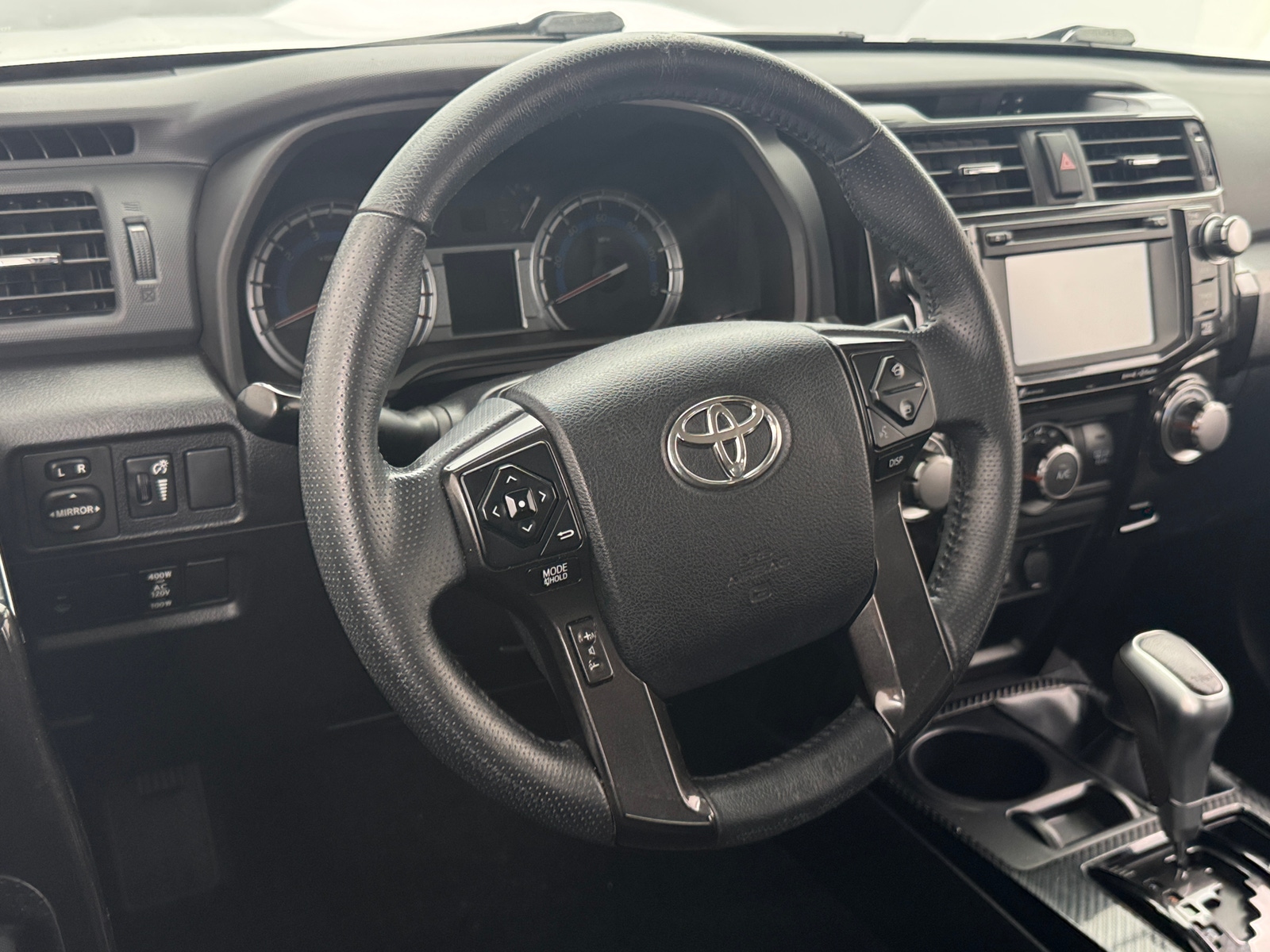 Thumbnail: 2017 Toyota 4Runner - 5