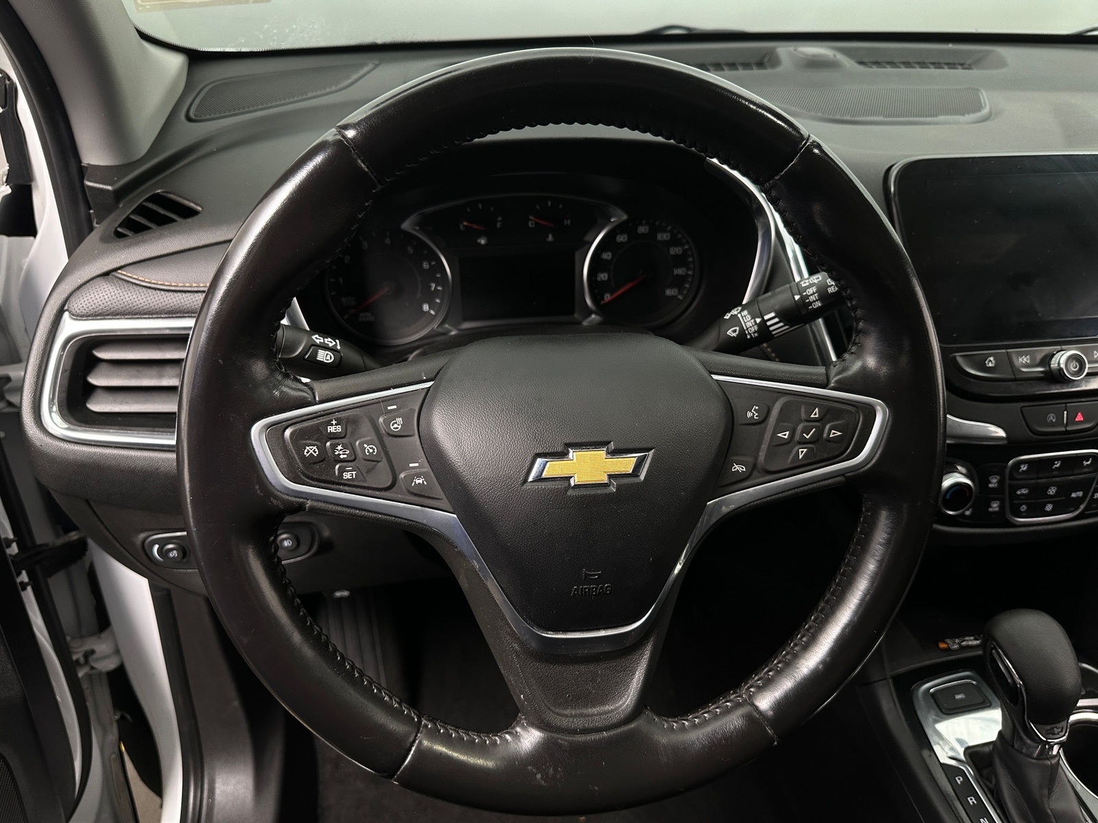 Thumbnail: 2022 Chevrolet Equinox - 4