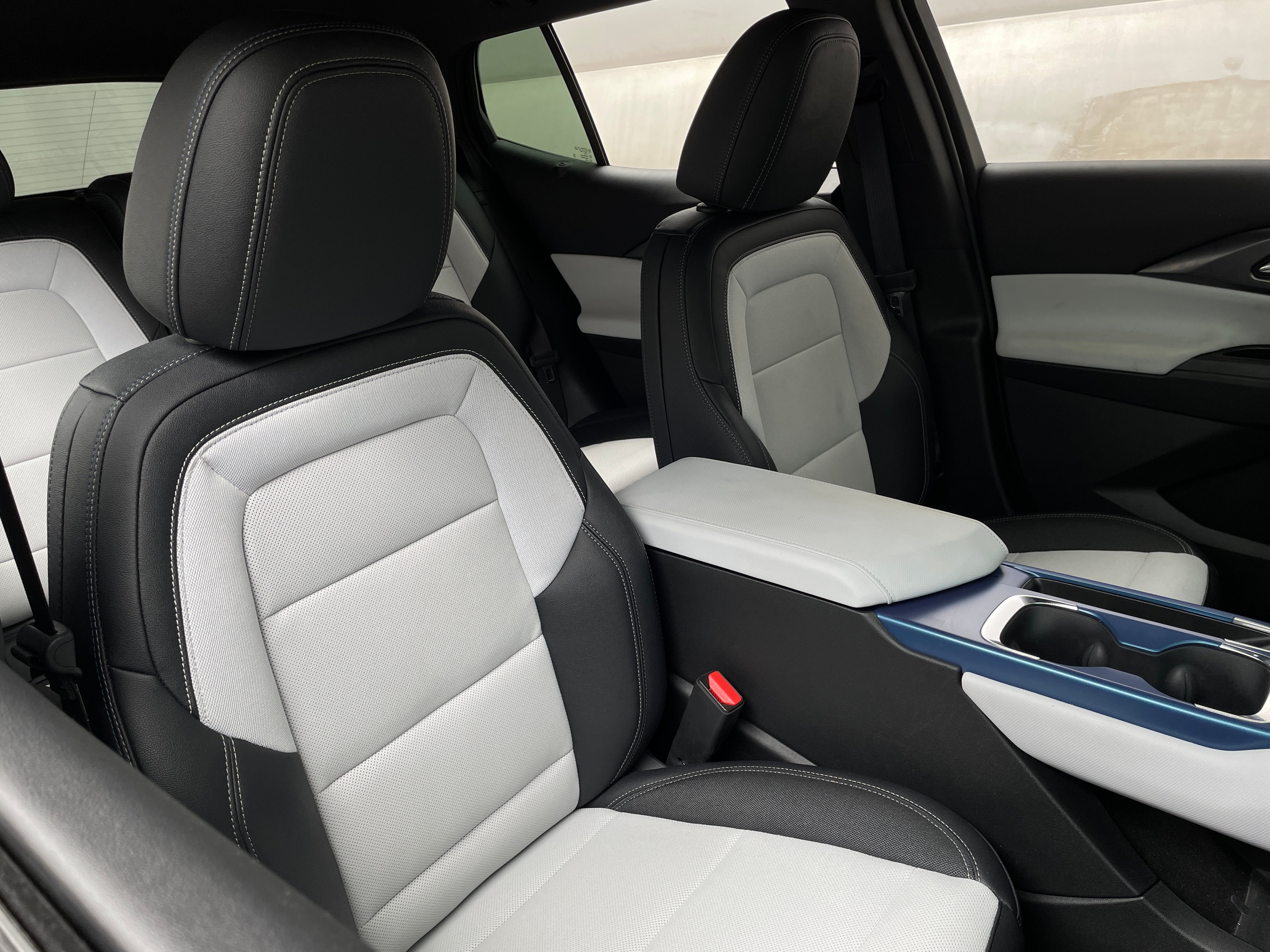 Used 2025 Chevrolet Equinox EV LT with VIN 3GN7DLRPXSS137275 for sale in Auburn, WA