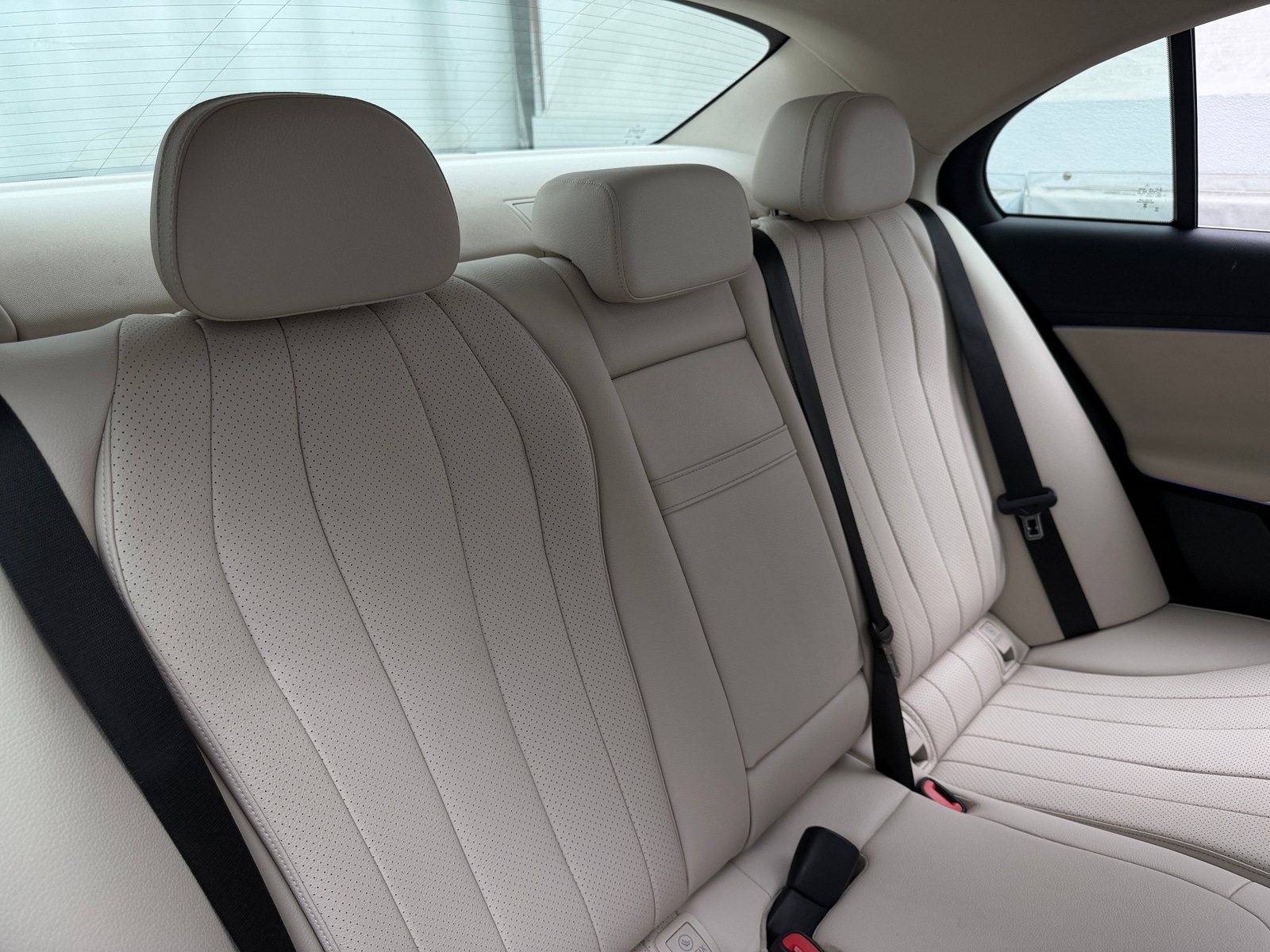 Thumbnail: 2025 Mercedes-Benz E-Class - 5
