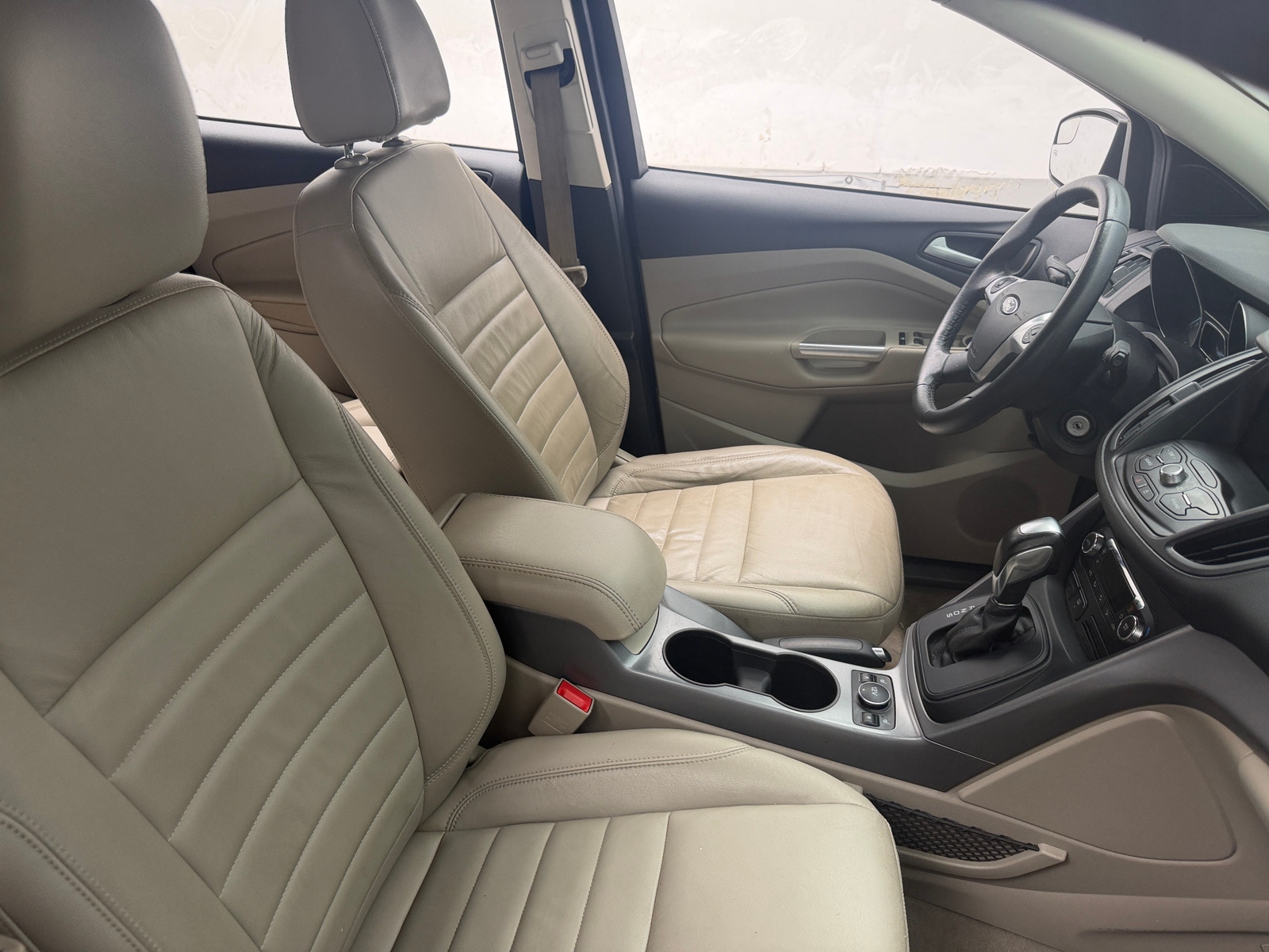 Thumbnail: 2015 Ford Escape - 2