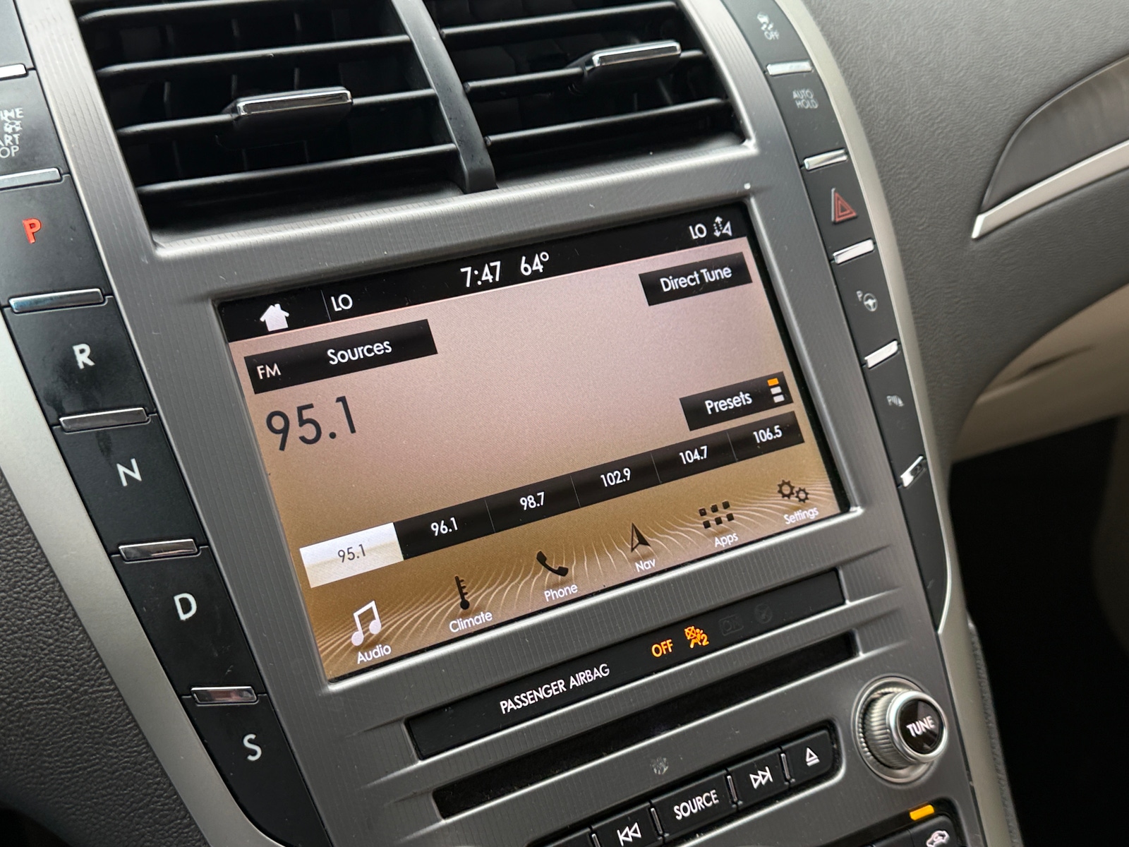 Thumbnail: 2019 Lincoln MKZ - 3