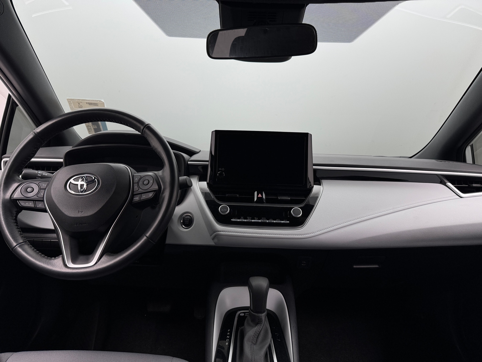 Thumbnail: 2023 Toyota Corolla - 3