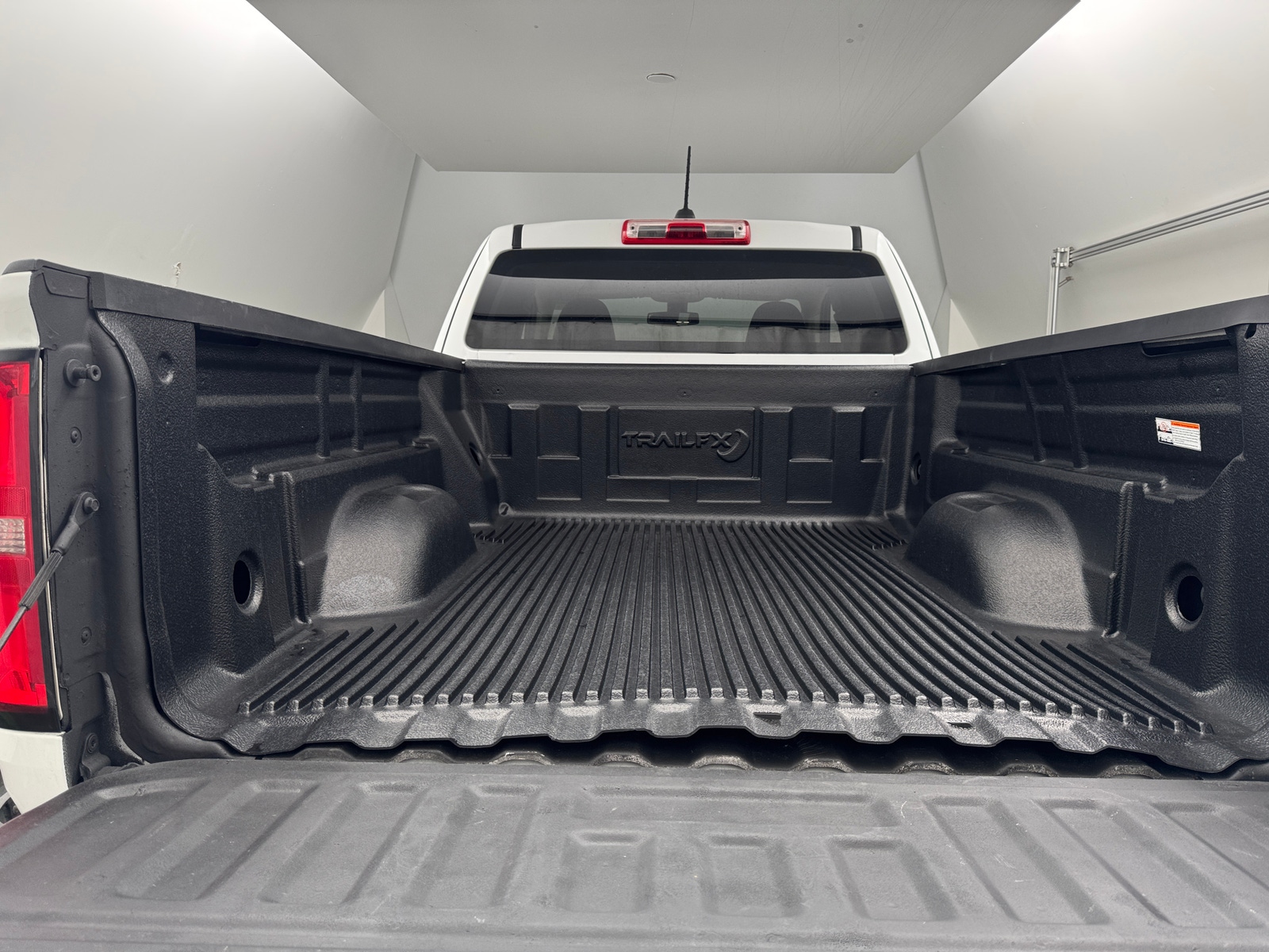 Thumbnail: 2021 Chevrolet Colorado - 4