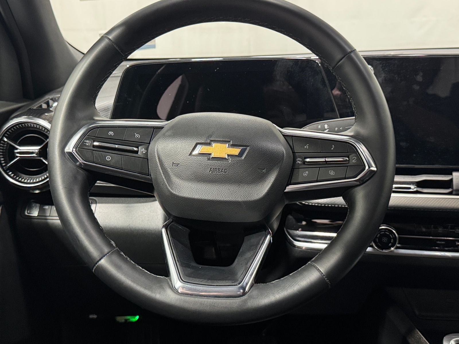 Thumbnail: 2026 Chevrolet Equinox - 5