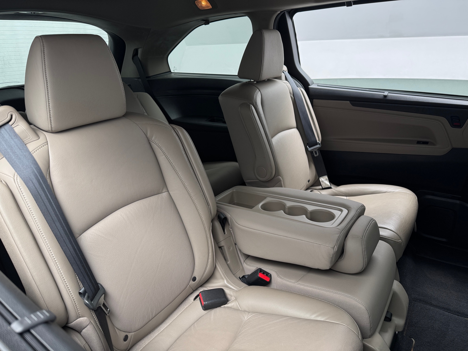 Thumbnail: 2018 Honda Odyssey - 6