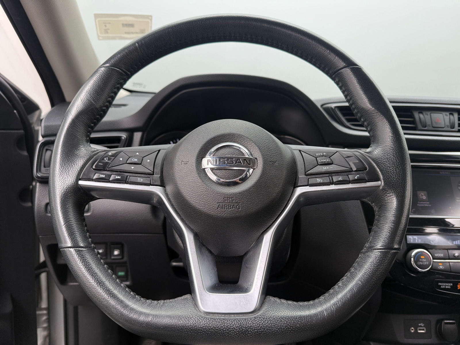 Thumbnail: 2018 Nissan Rogue - 5