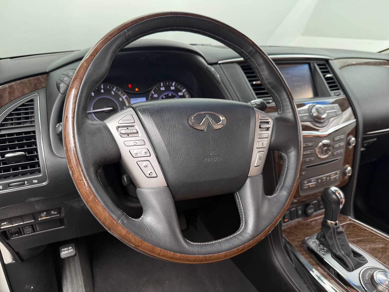 Thumbnail: 2016 INFINITI QX80 - 4
