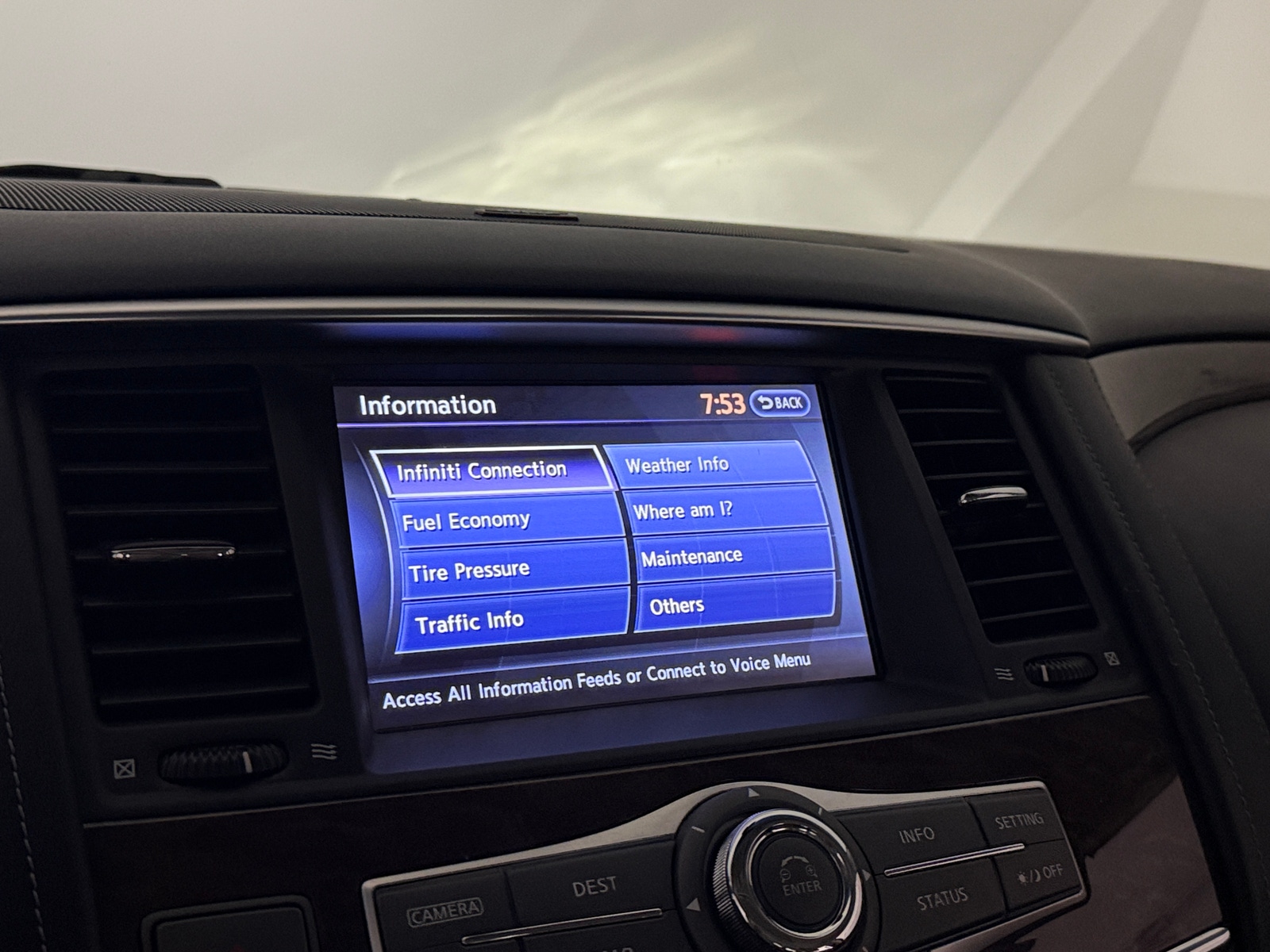 Thumbnail: 2016 INFINITI QX80 - 3