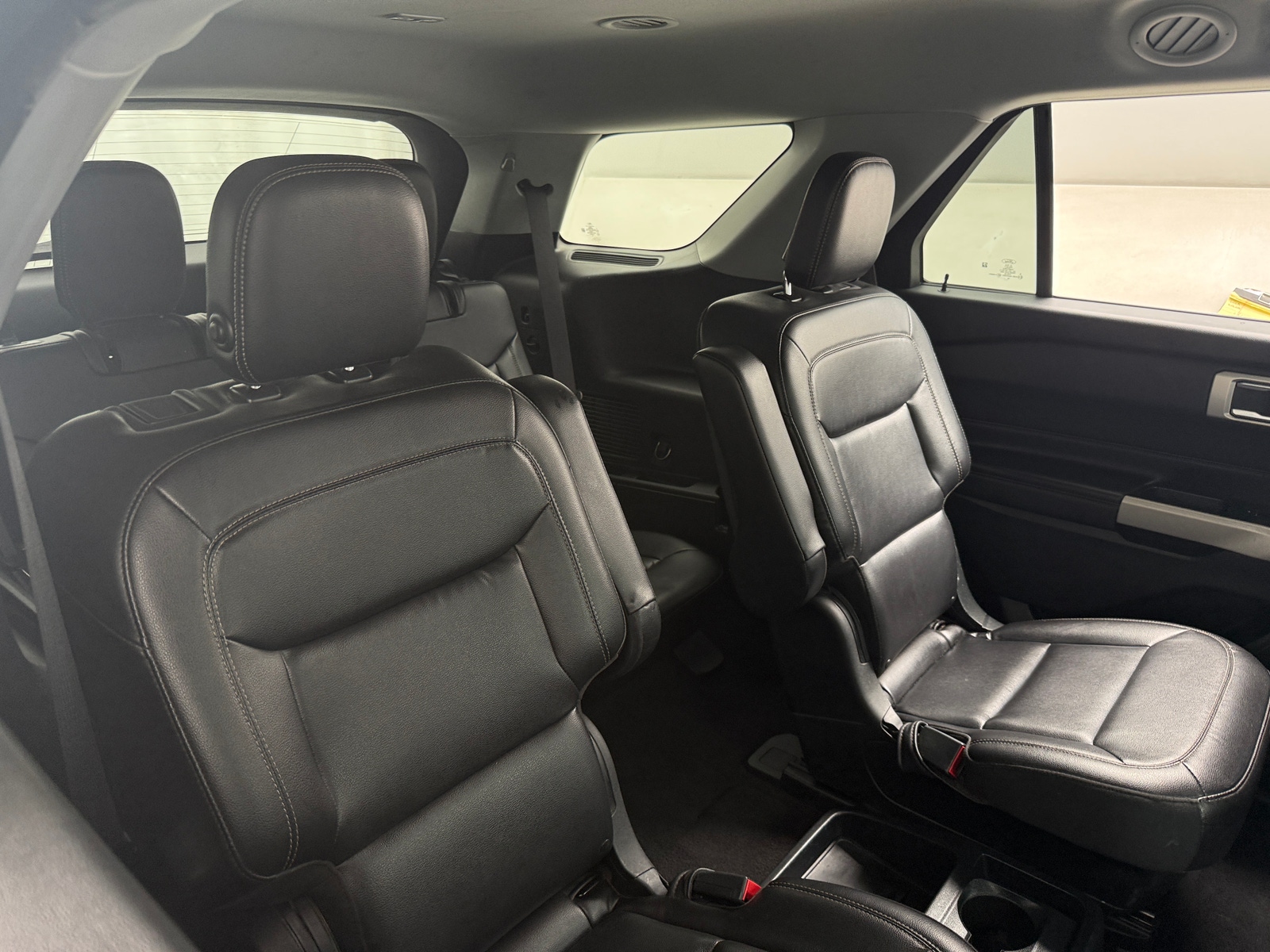 Thumbnail: 2020 Ford Explorer - 5