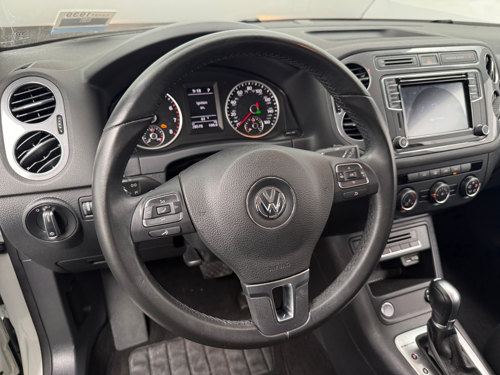 Thumbnail: 2017 Volkswagen Tiguan - 5