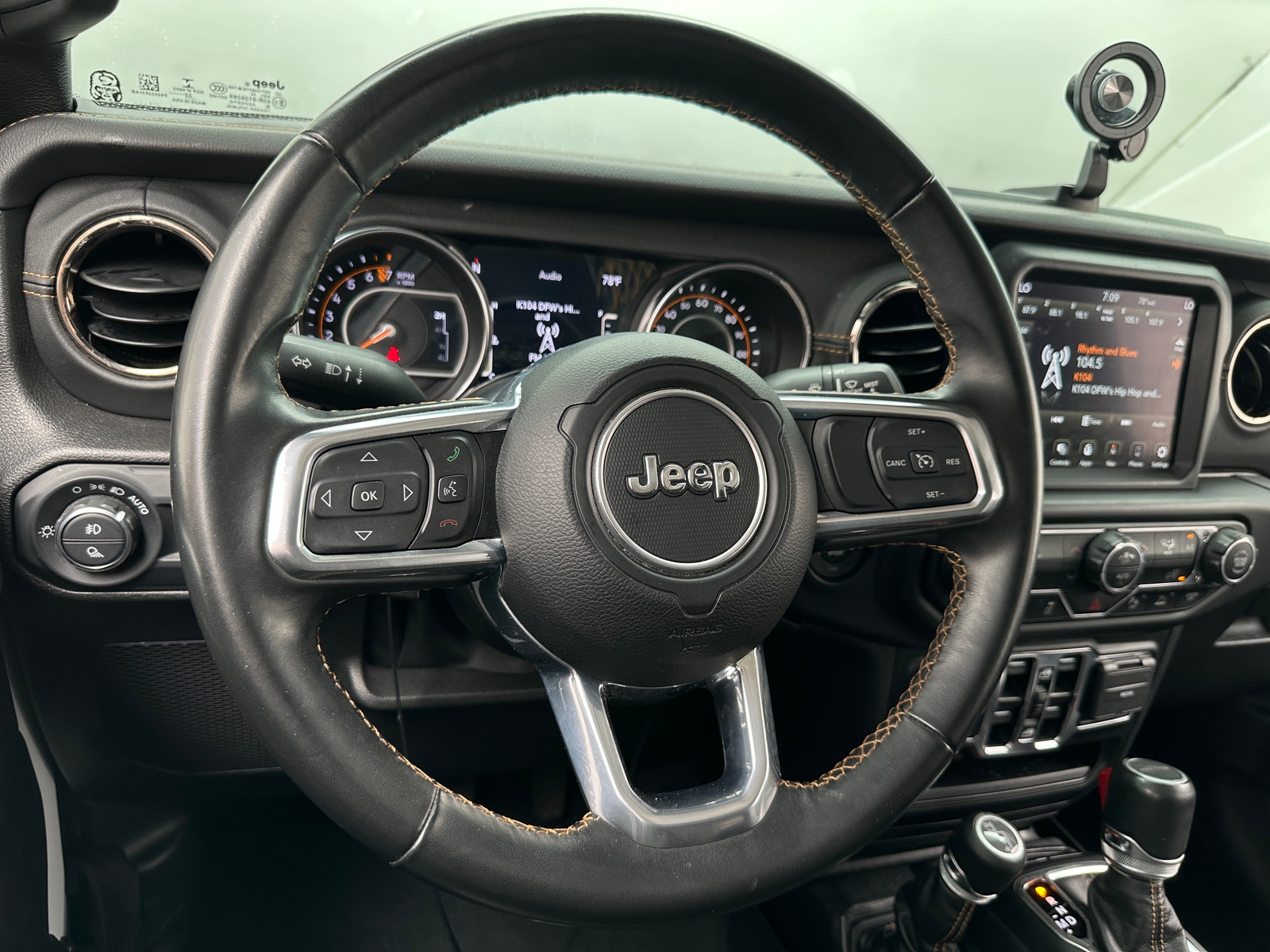 Thumbnail: 2022 Jeep Gladiator - 4