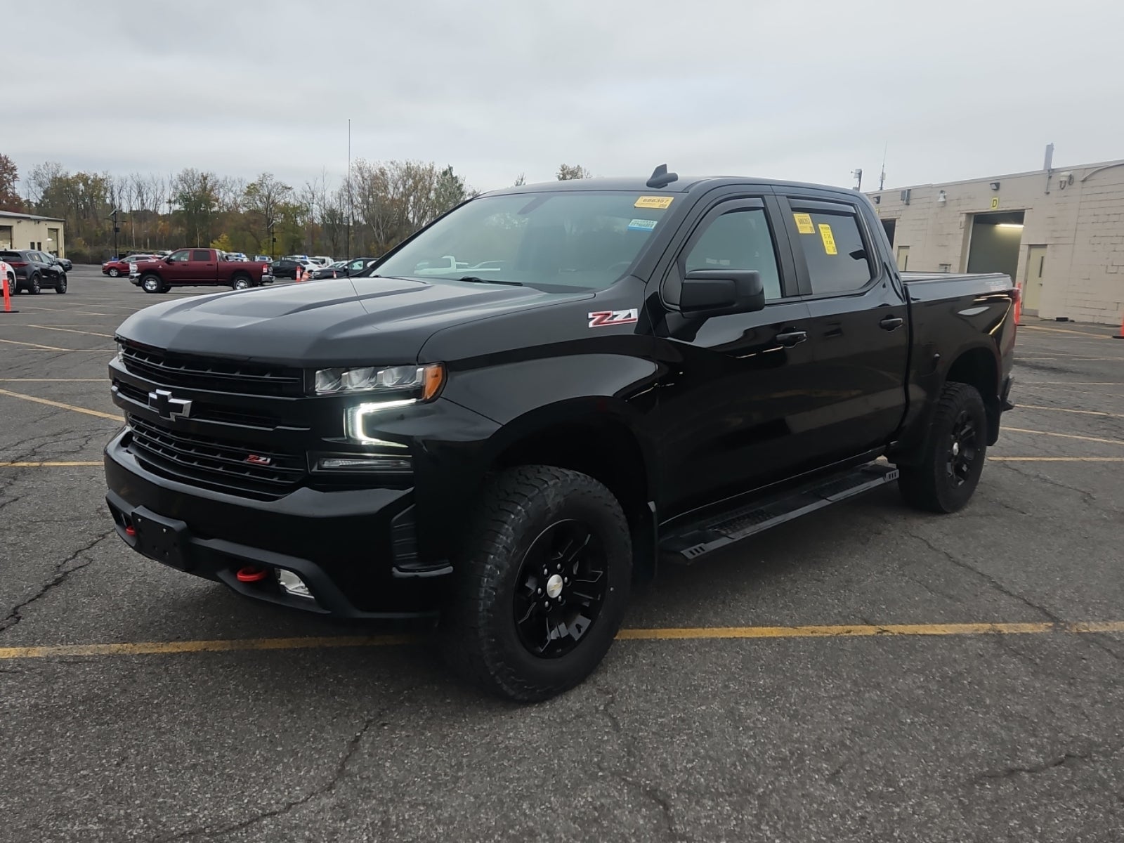 2021 Chevrolet Silverado 1500 4WD Crew Cab 147" LT Trail Boss