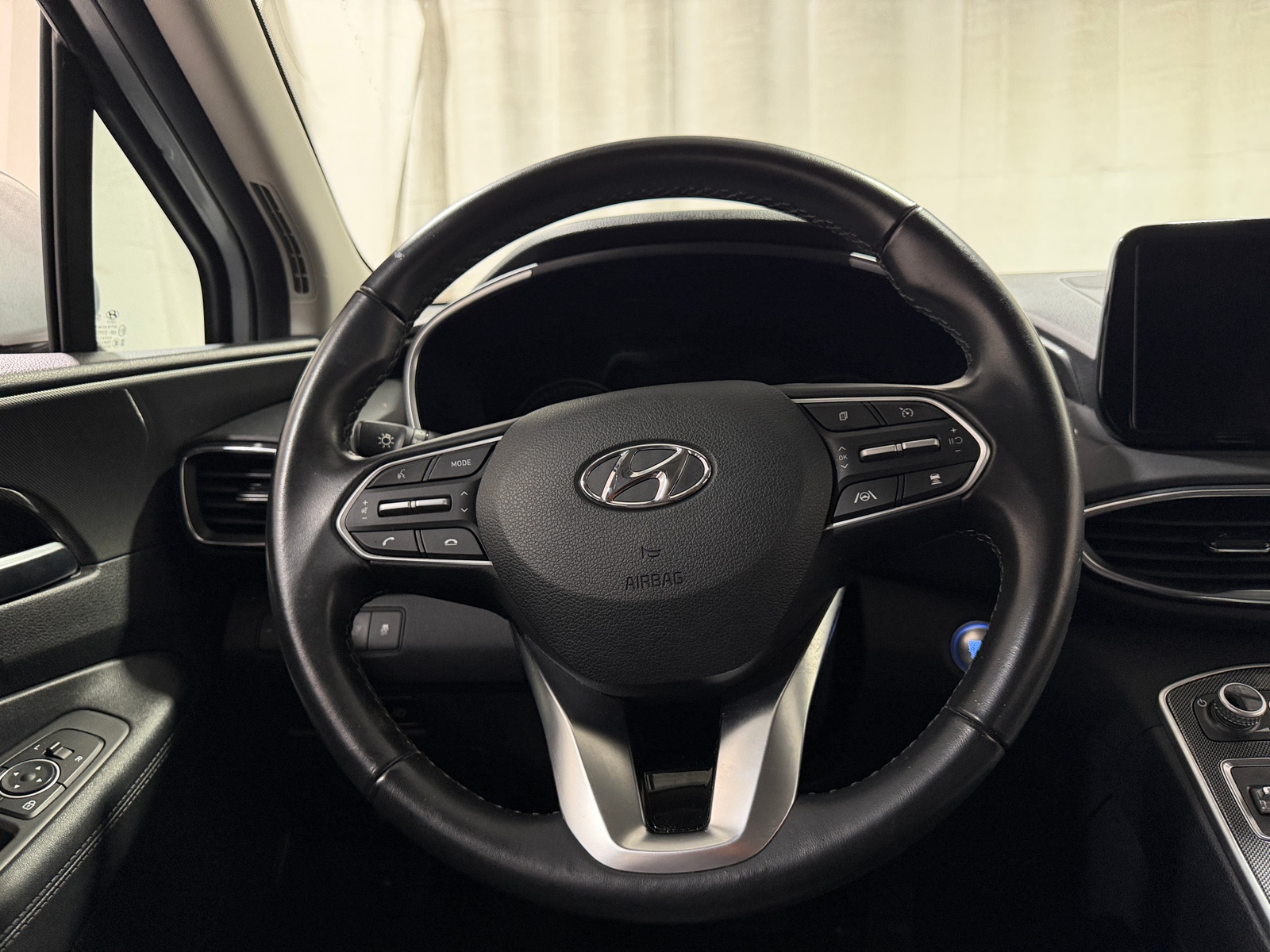 Thumbnail: 2023 Hyundai Santa Fe - 5