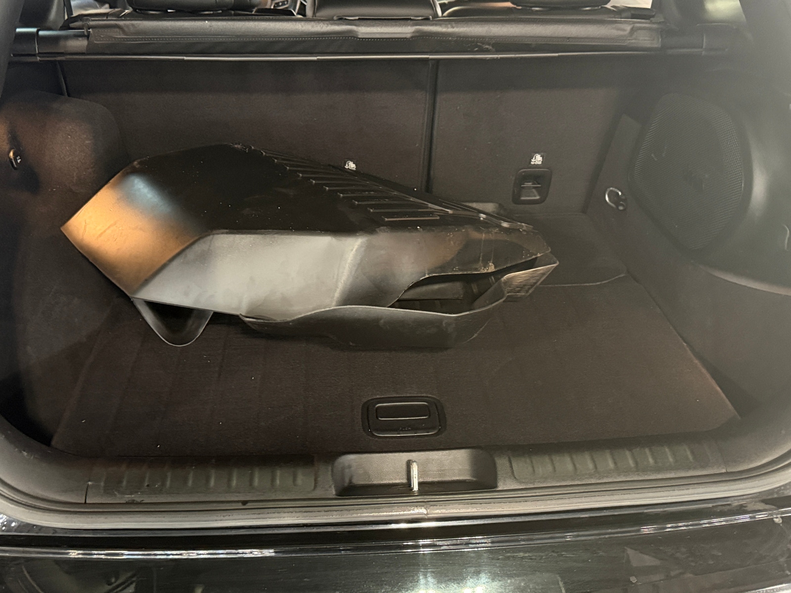 Thumbnail: 2020 Jeep Cherokee - 6