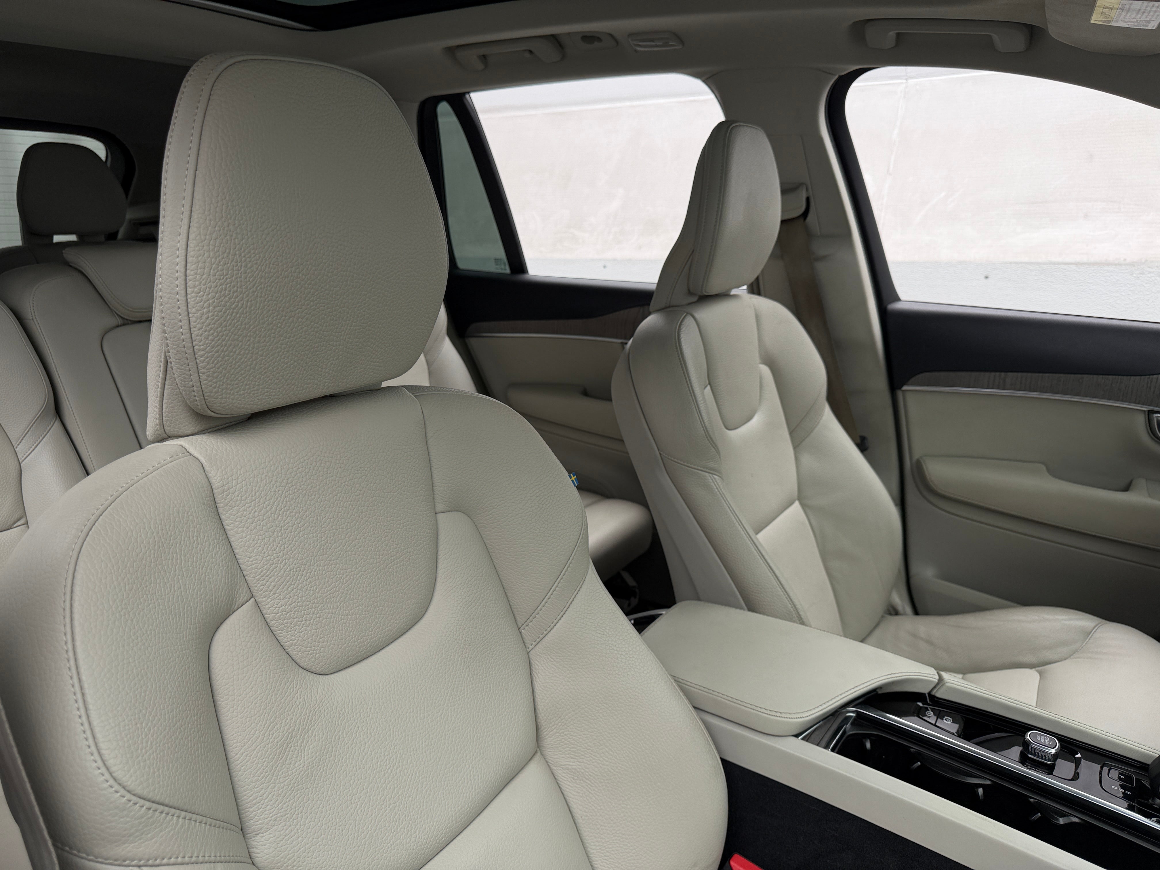 2025 Volvo XC90 Plus